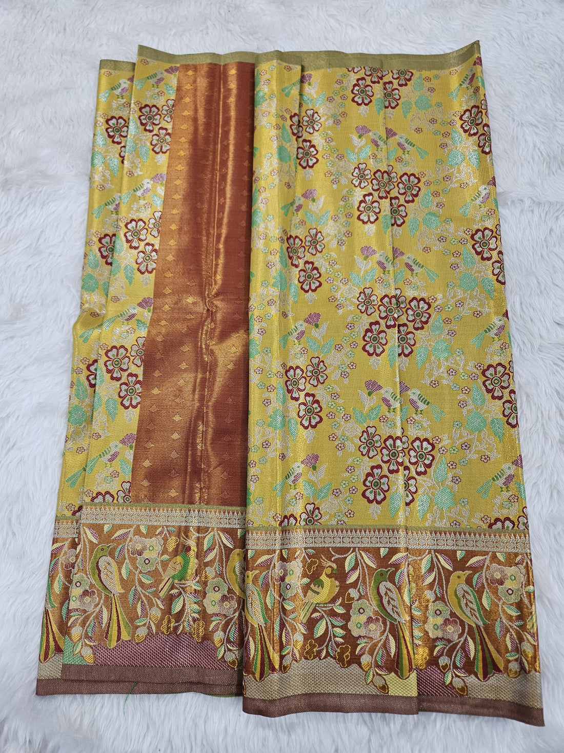 (2–5  Year) Lehenga – Unstitched (Blouse + Material)