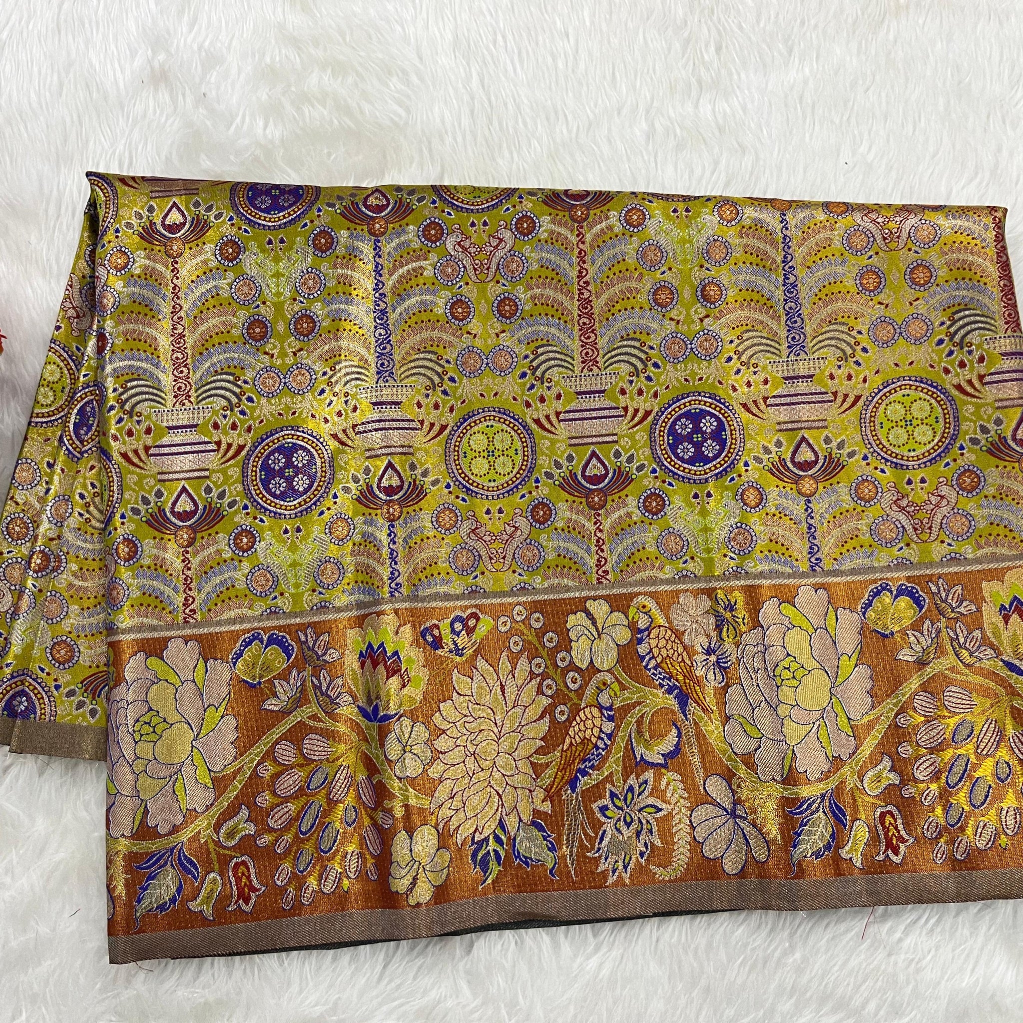 (2–5  Year) Lehenga – Unstitched (Blouse + Material)