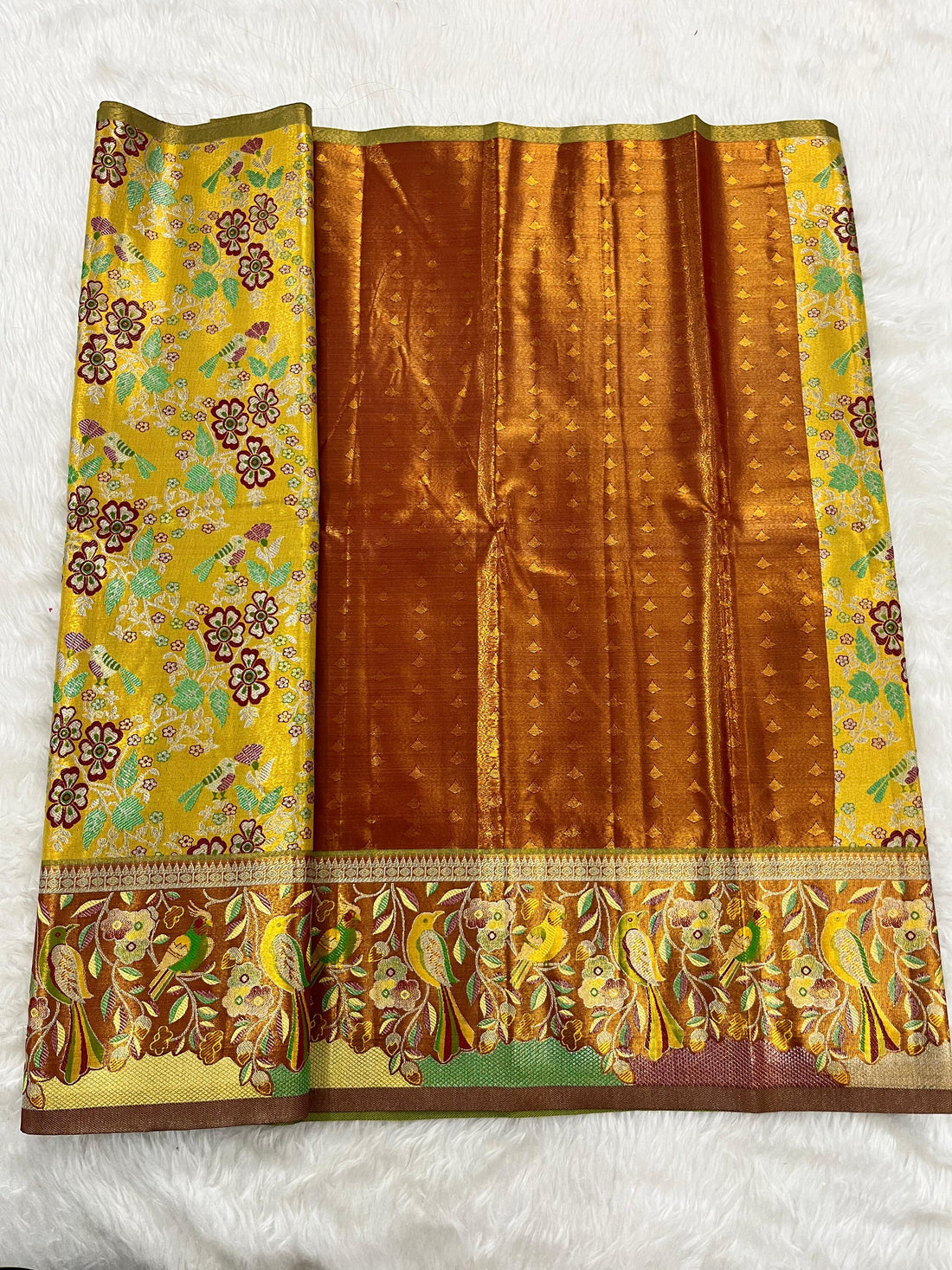 (2–5  Year) Lehenga – Unstitched (Blouse + Material)