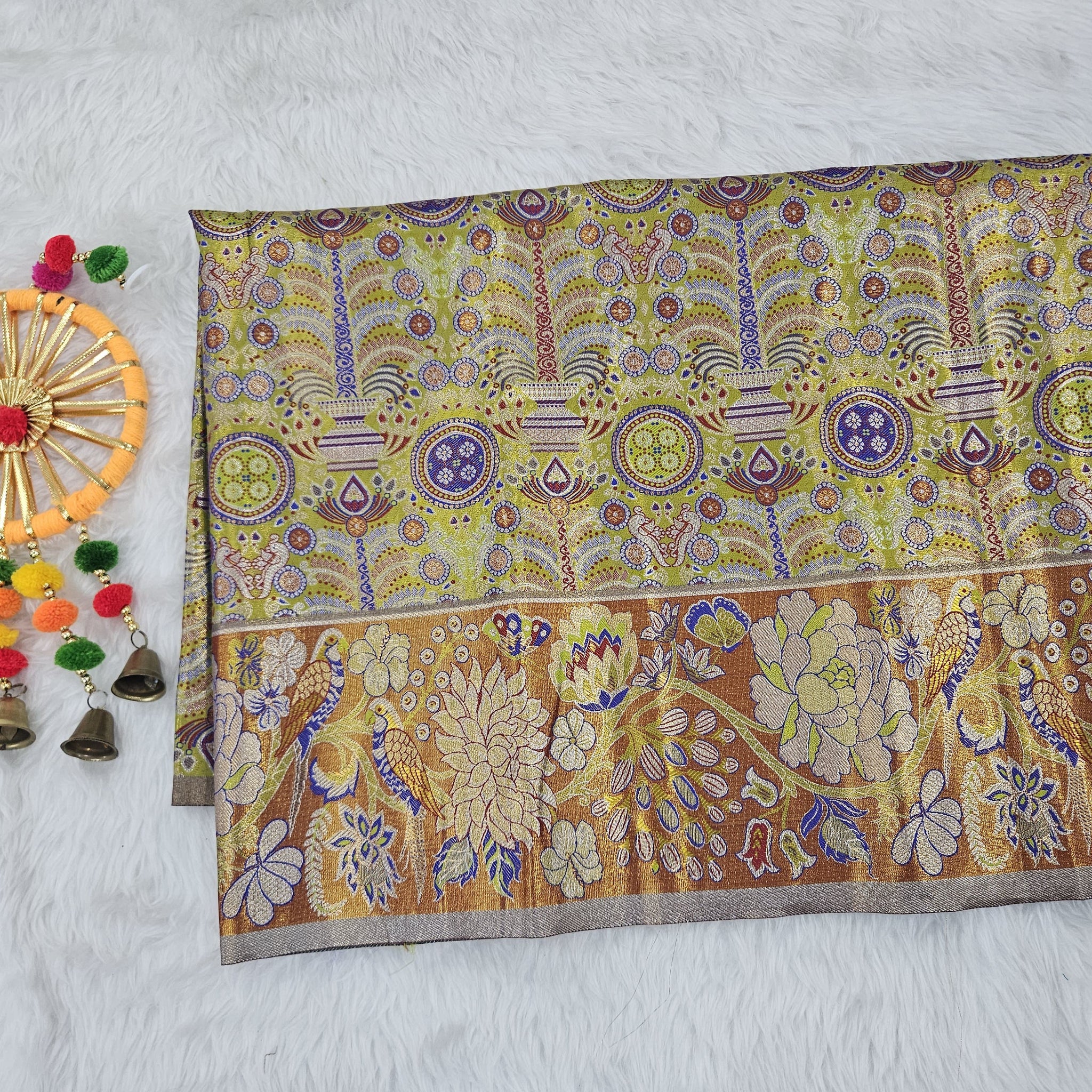 (2–5  Year) Lehenga – Unstitched (Blouse + Material)