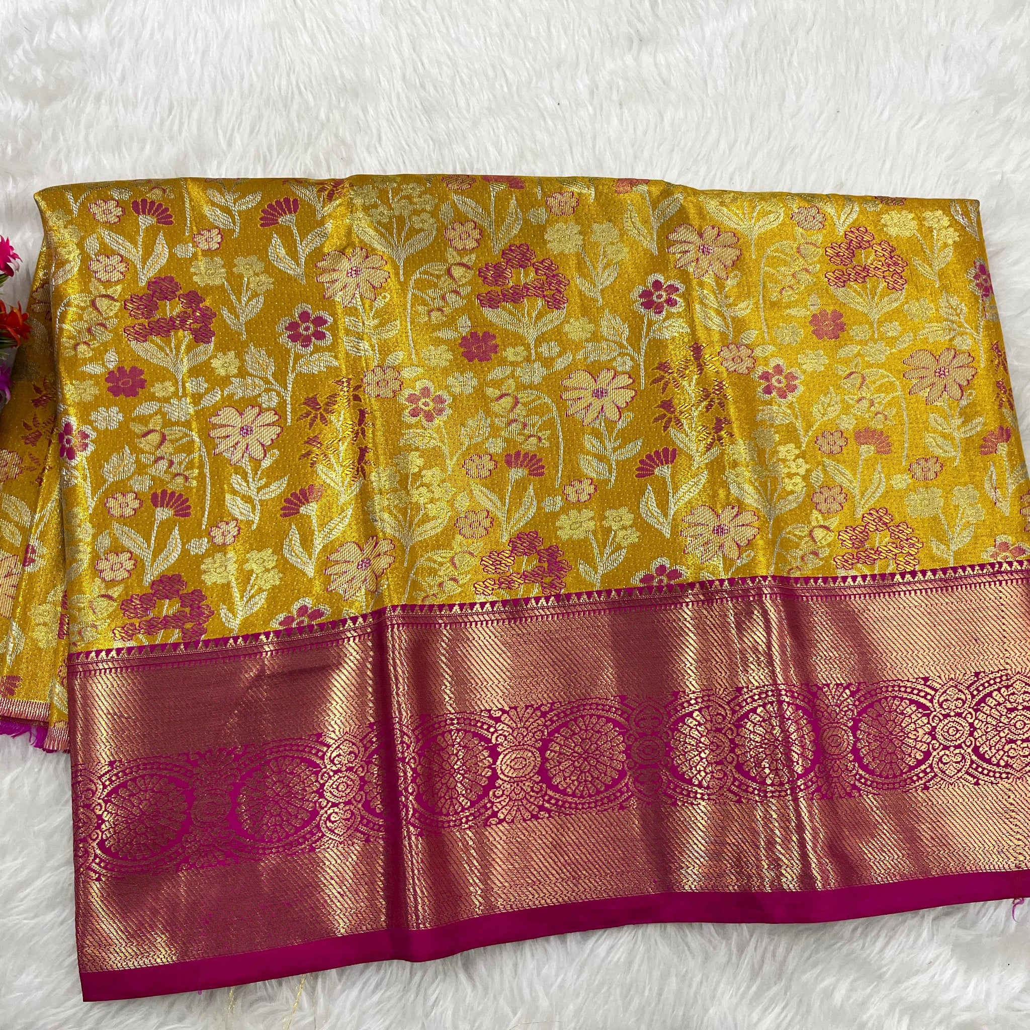 (2–5  Year) Lehenga – Unstitched (Blouse + Material)