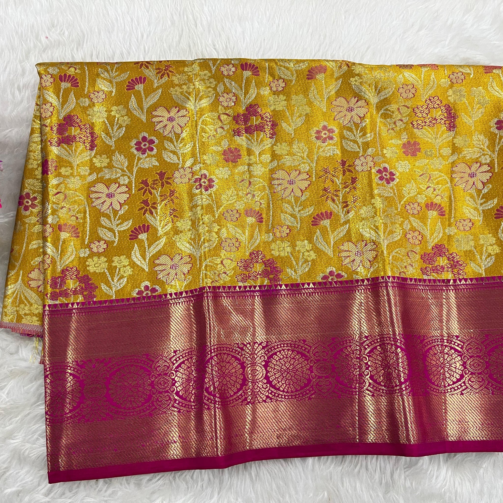 (2–5  Year) Lehenga – Unstitched (Blouse + Material)