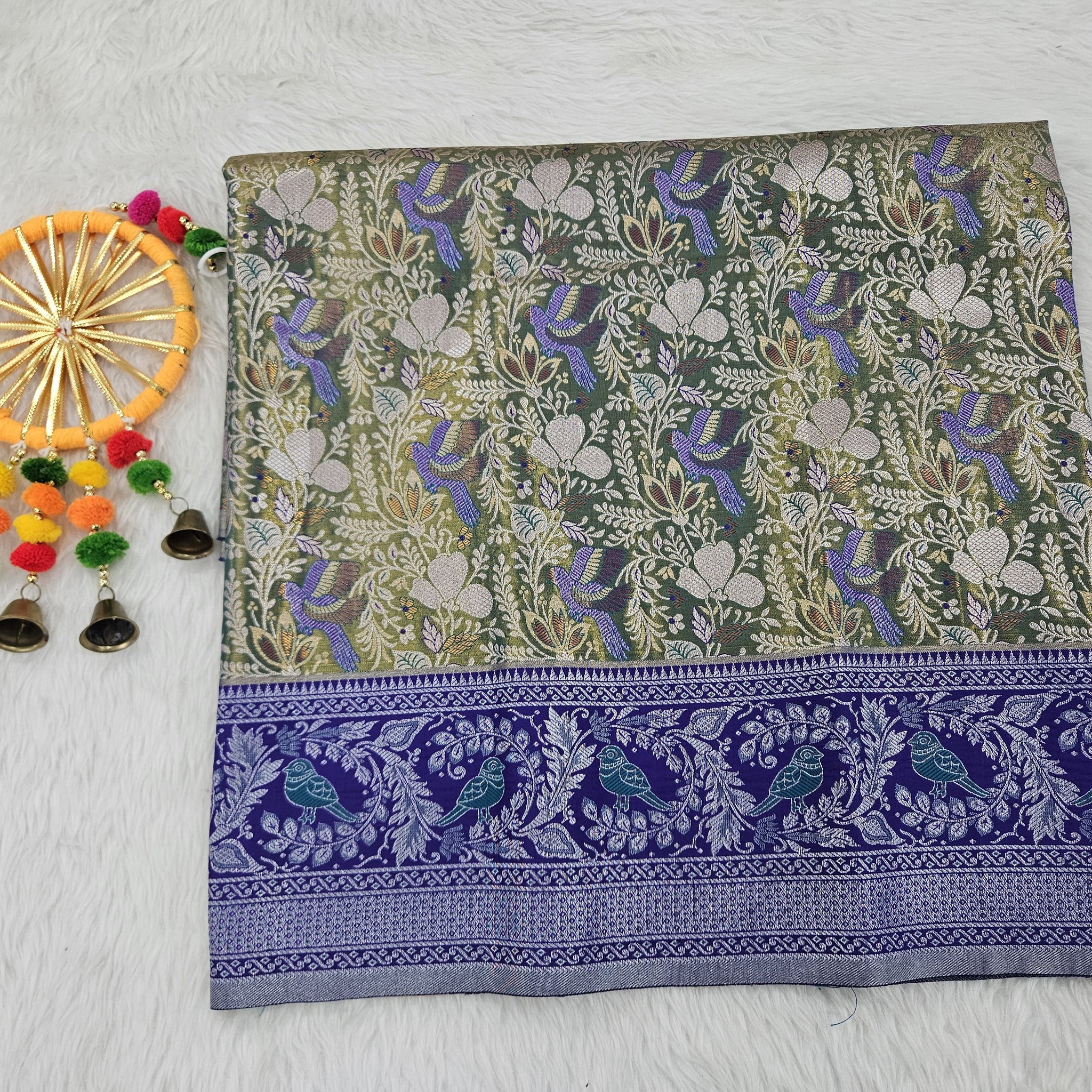 (2–5  Year) Lehenga – Unstitched (Blouse + Material)