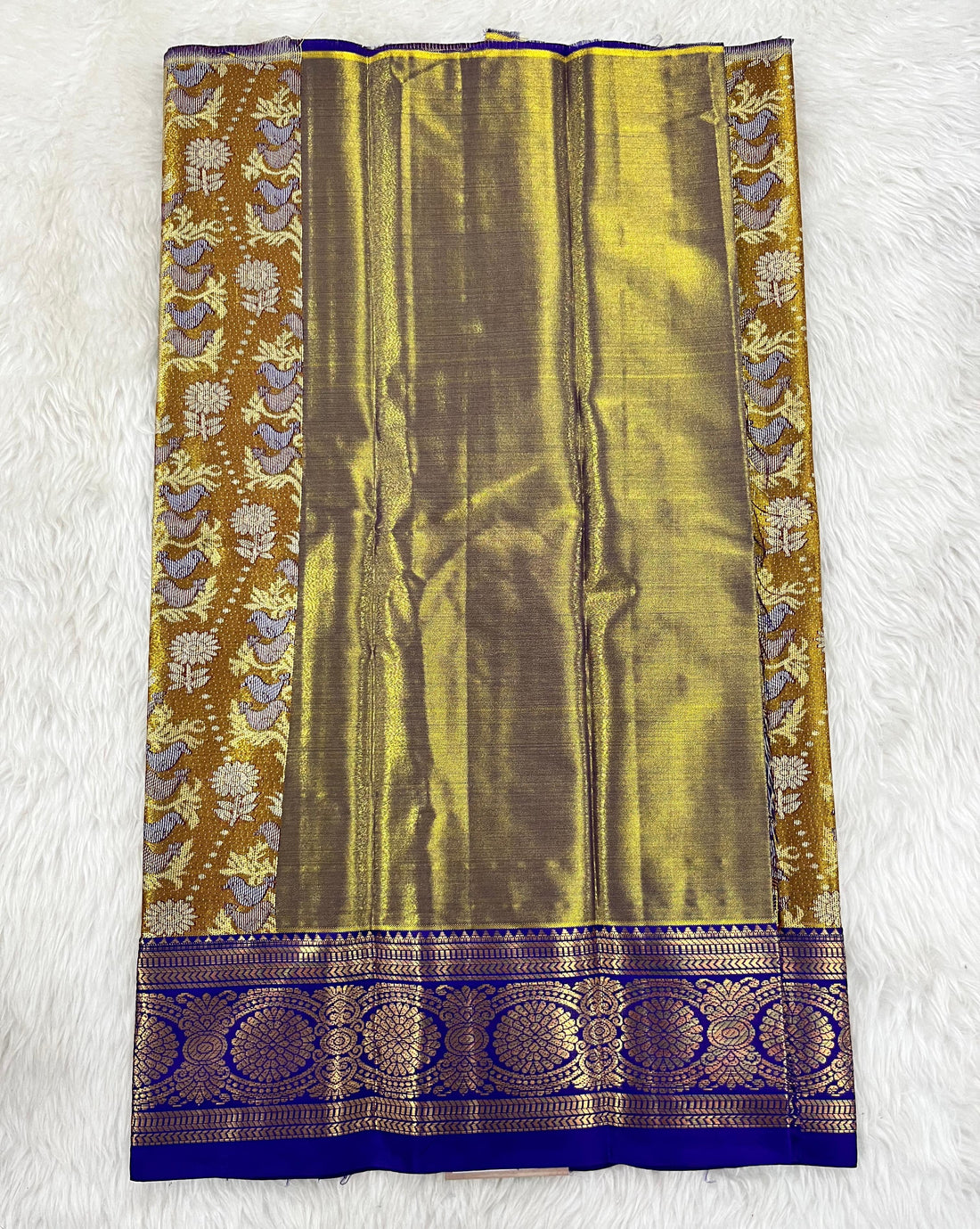 (0–1 Year) Lehenga – Unstitched (Blouse + Material)