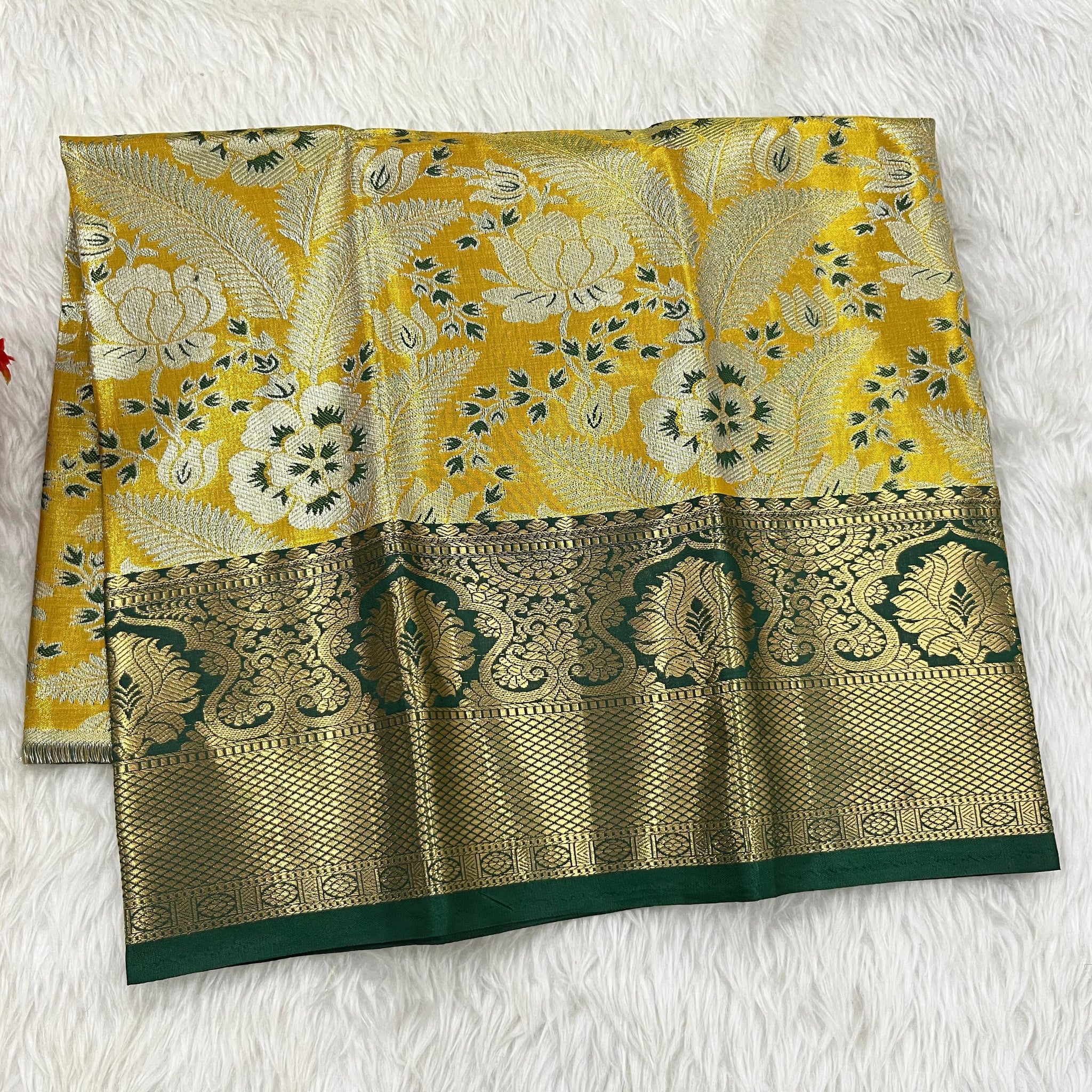 (0–1 Year) Lehenga – Unstitched (Blouse + Material)