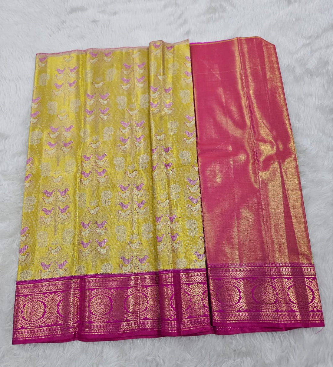 (0–1 Year) Lehenga – Unstitched (Blouse + Material)