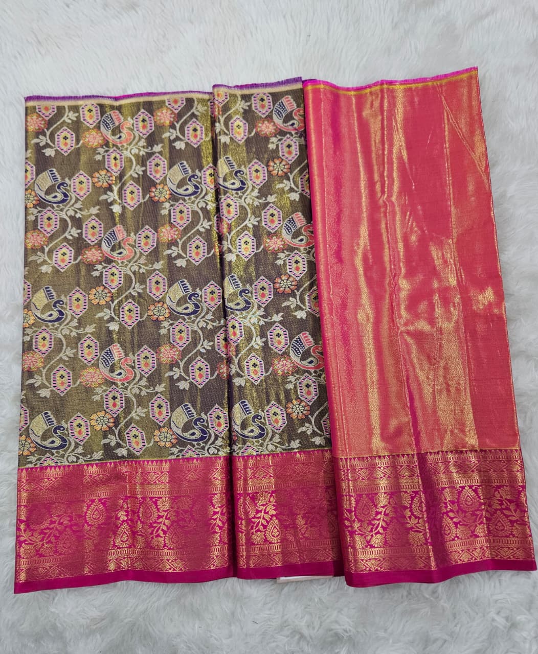 (0–1 Year) Lehenga – Unstitched (Blouse + Material)