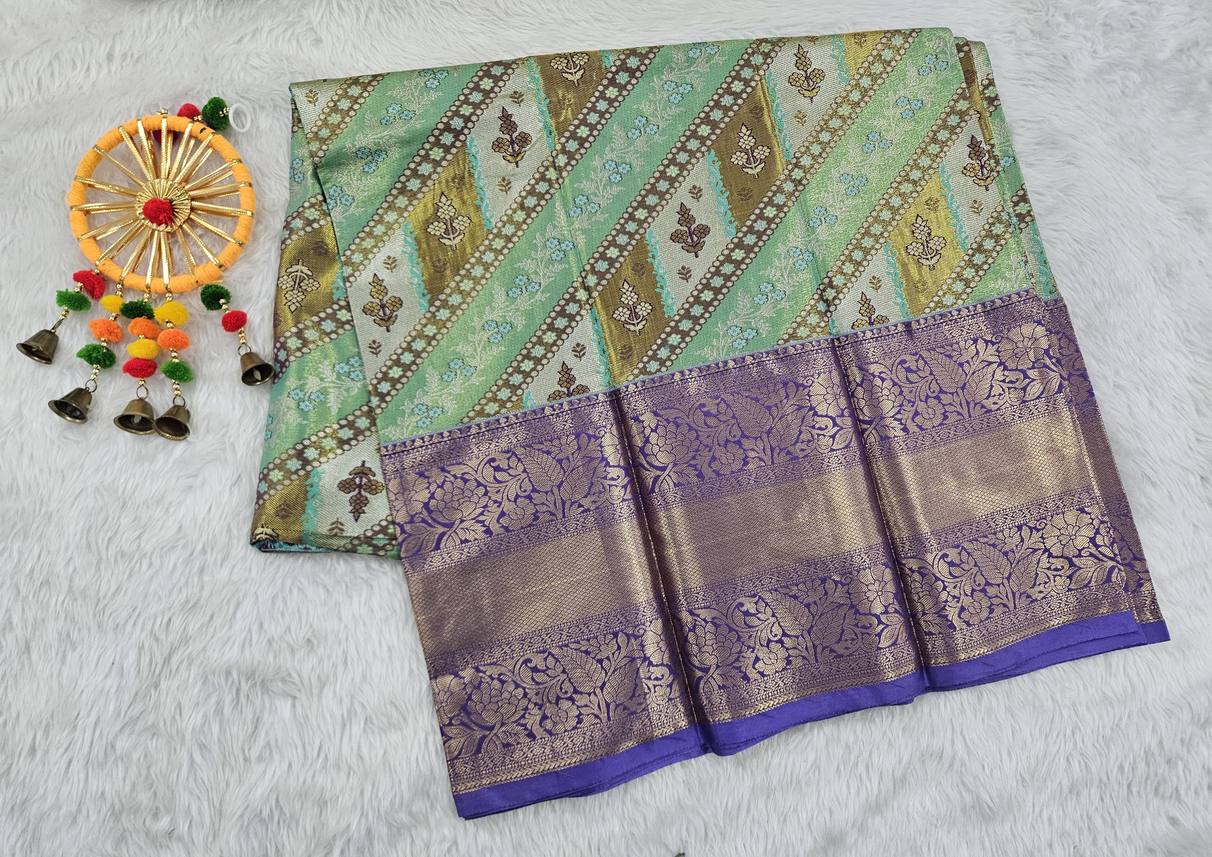 (5–10 Year) Lehenga – Unstitched (Blouse + Material)