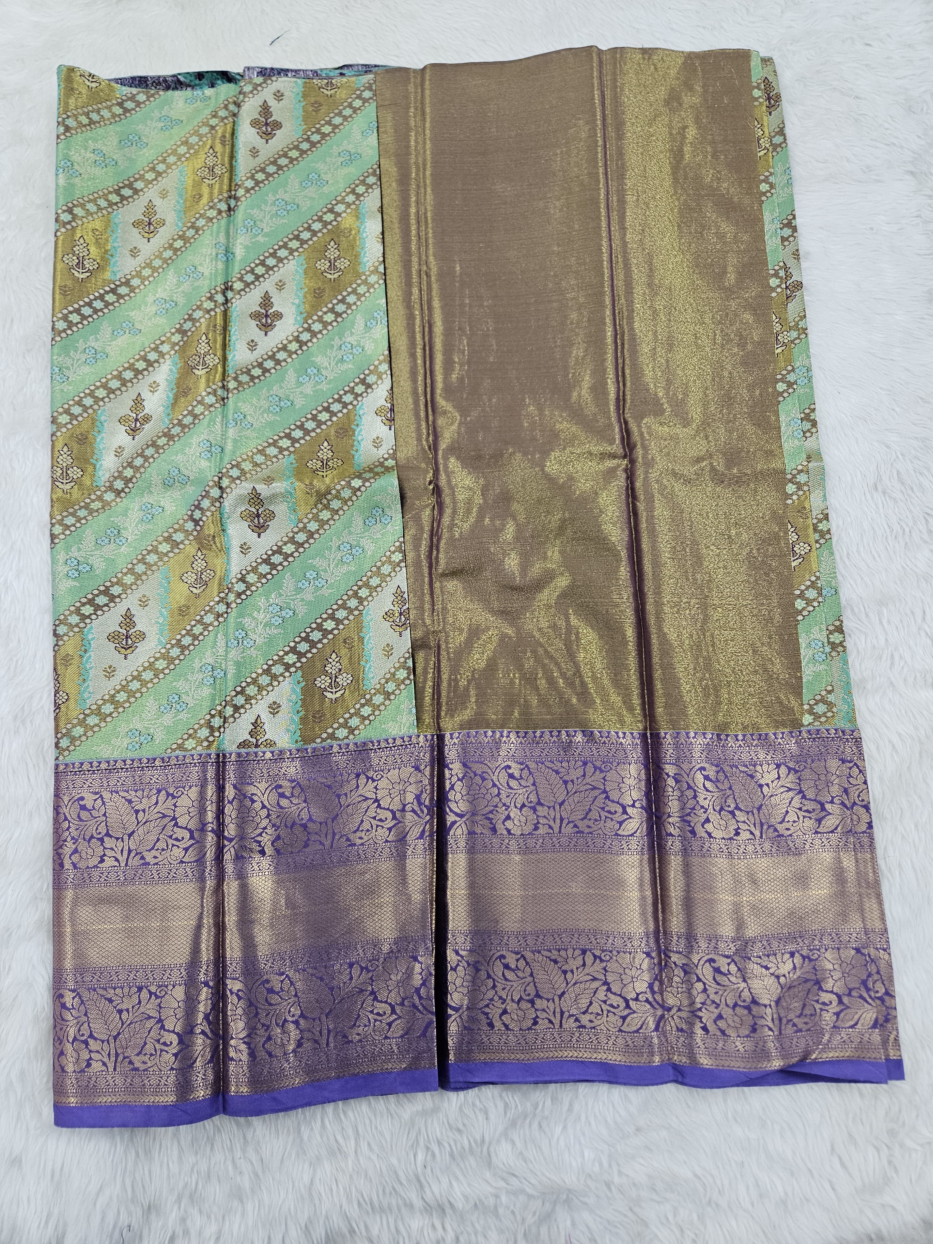 (5–10 Year) Lehenga – Unstitched (Blouse + Material)