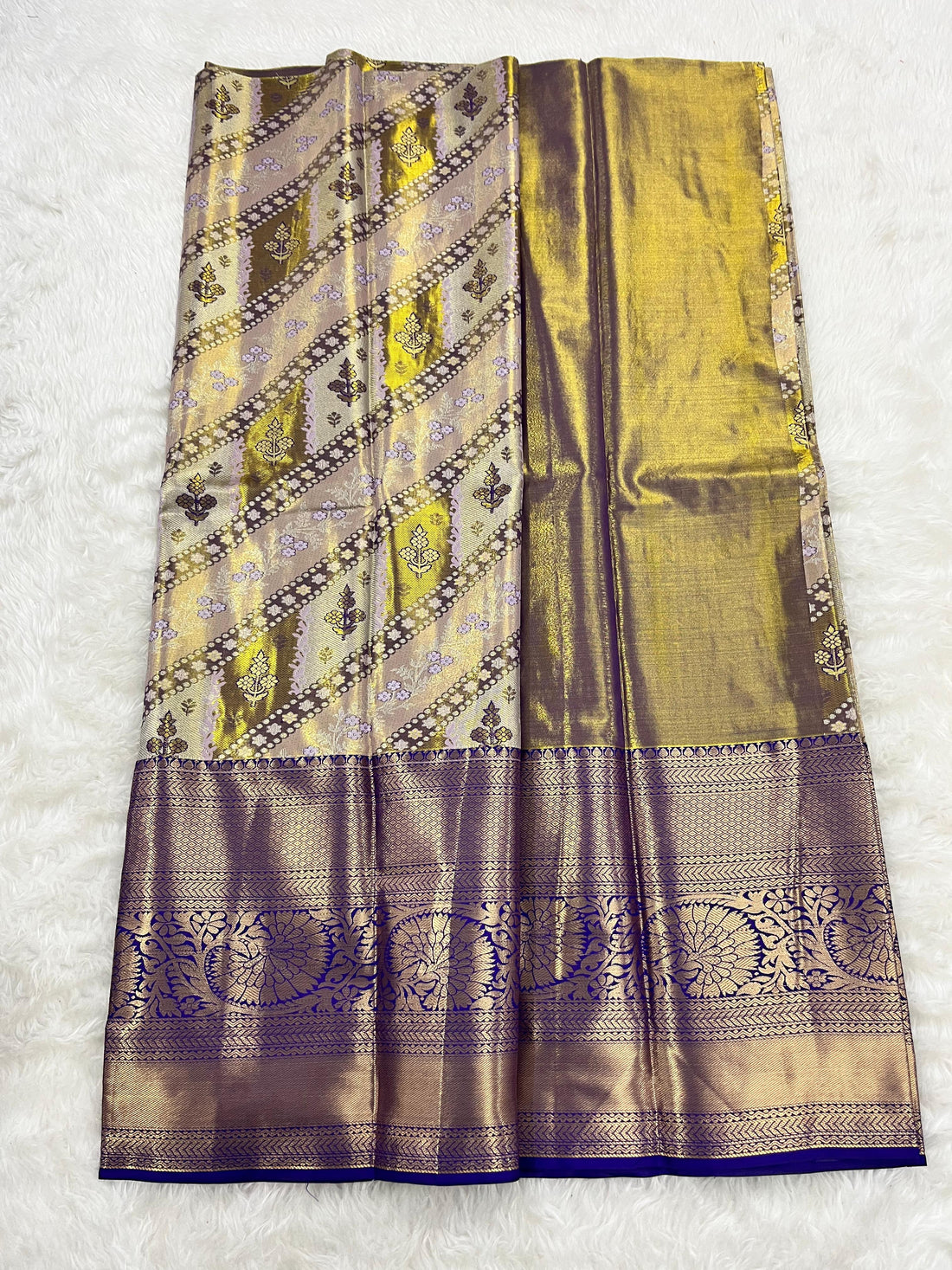 (5–10 Year) Lehenga – Unstitched (Blouse + Material)