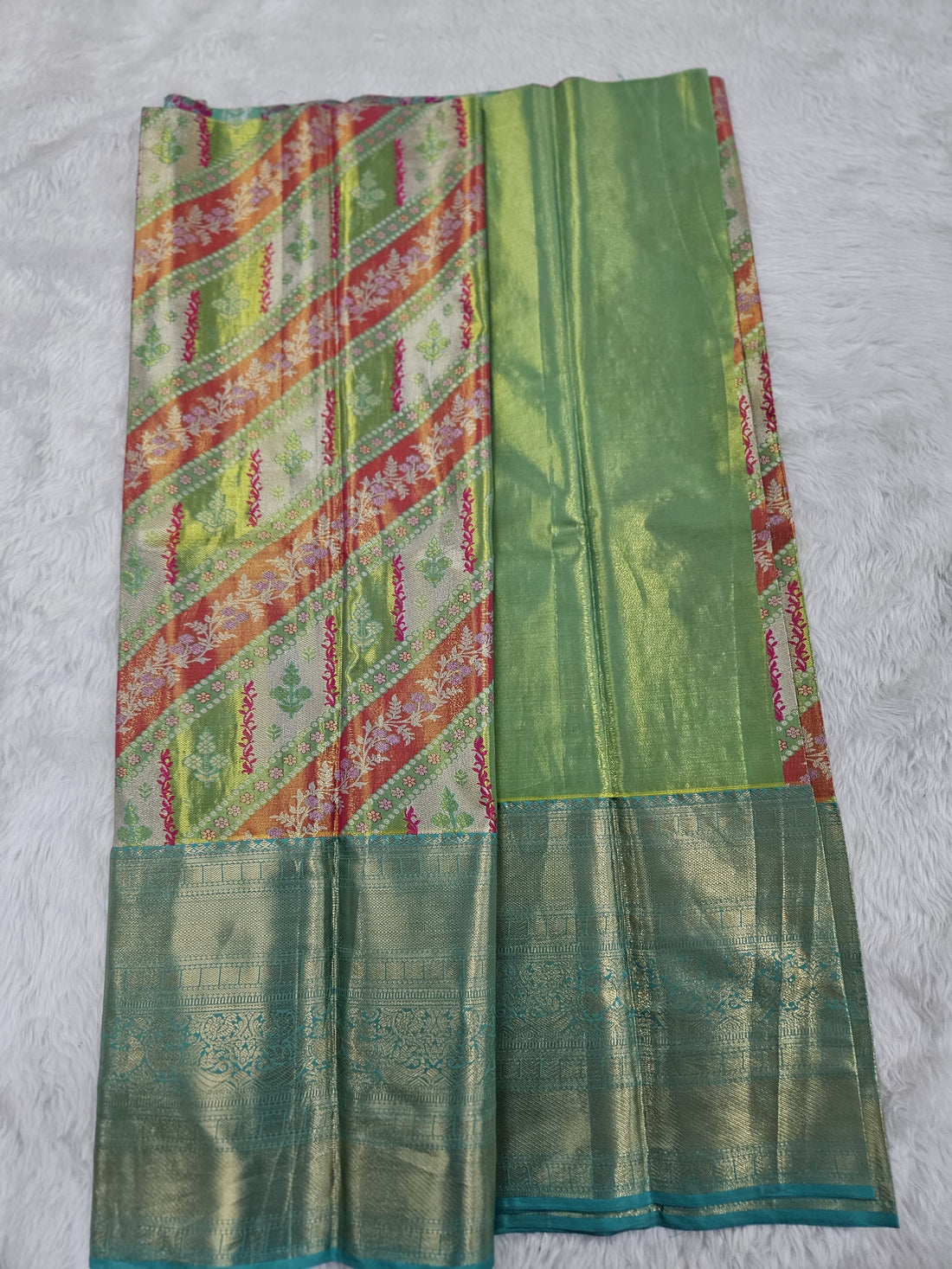 (5–10 Year) Lehenga – Unstitched (Blouse + Material)