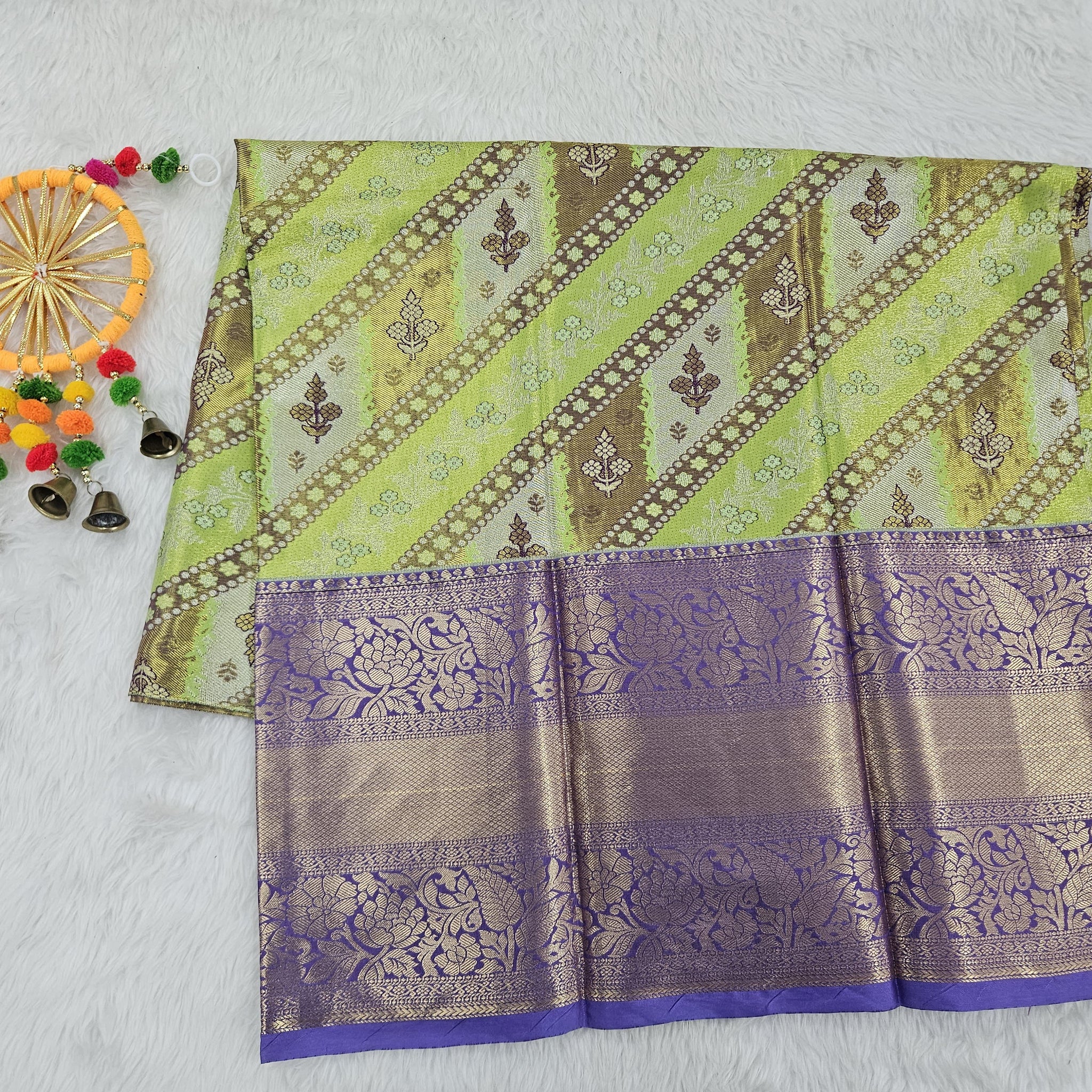 (5–10 Year) Lehenga – Unstitched (Blouse + Material)