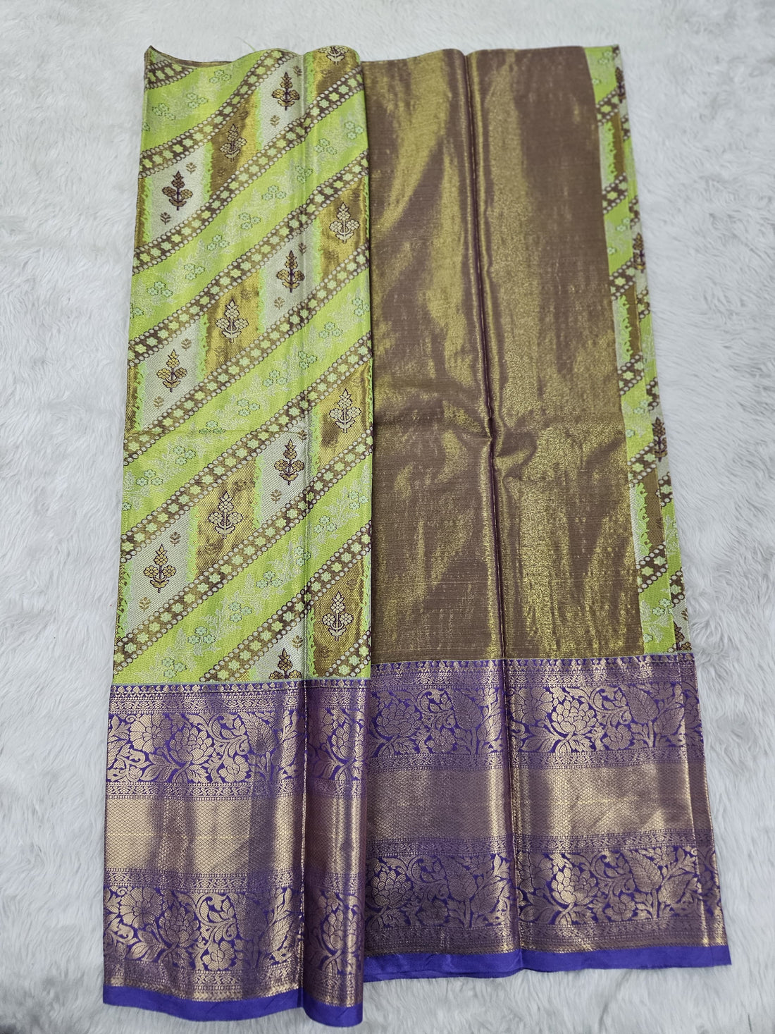 (5–10 Year) Lehenga – Unstitched (Blouse + Material)