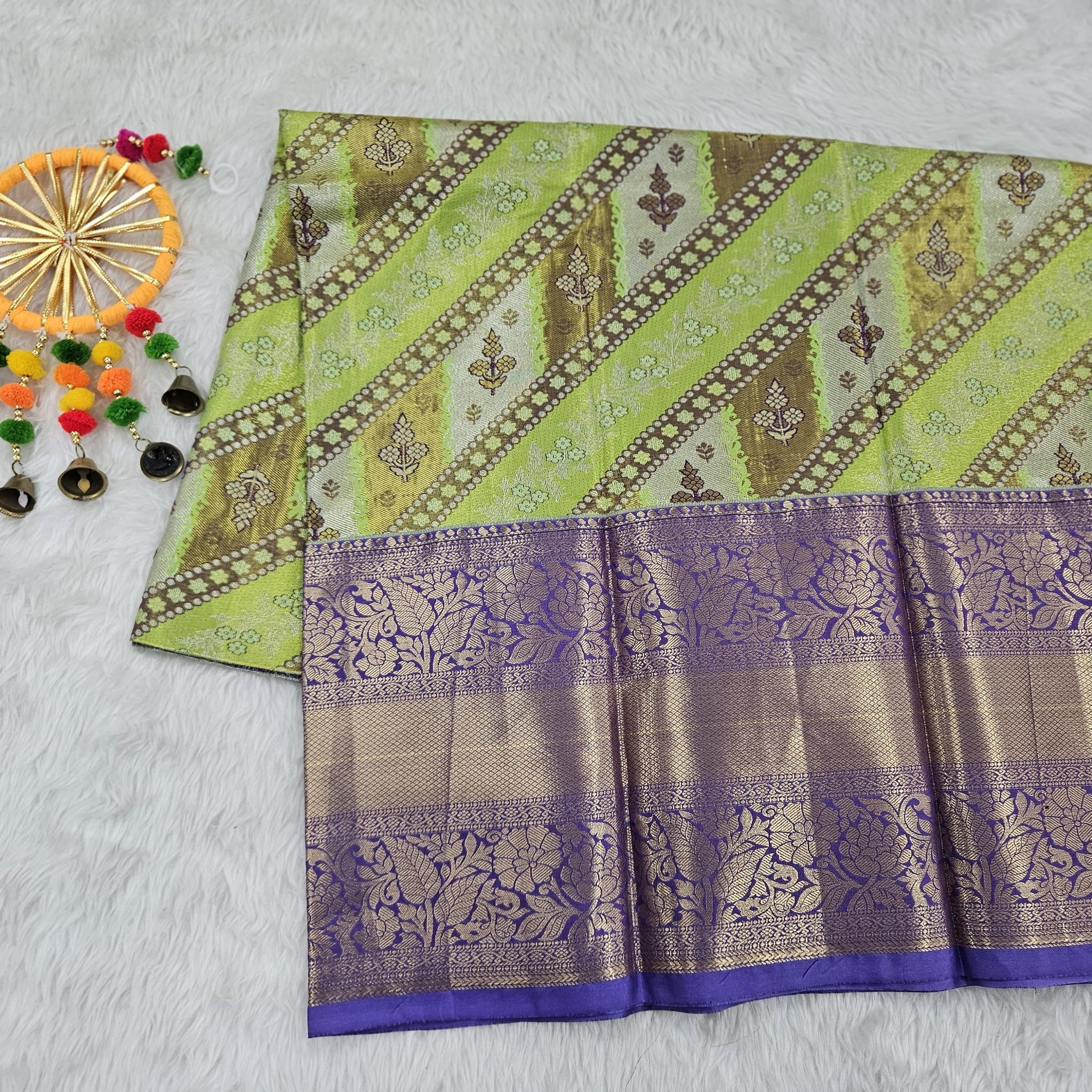 (5–10 Year) Lehenga – Unstitched (Blouse + Material)