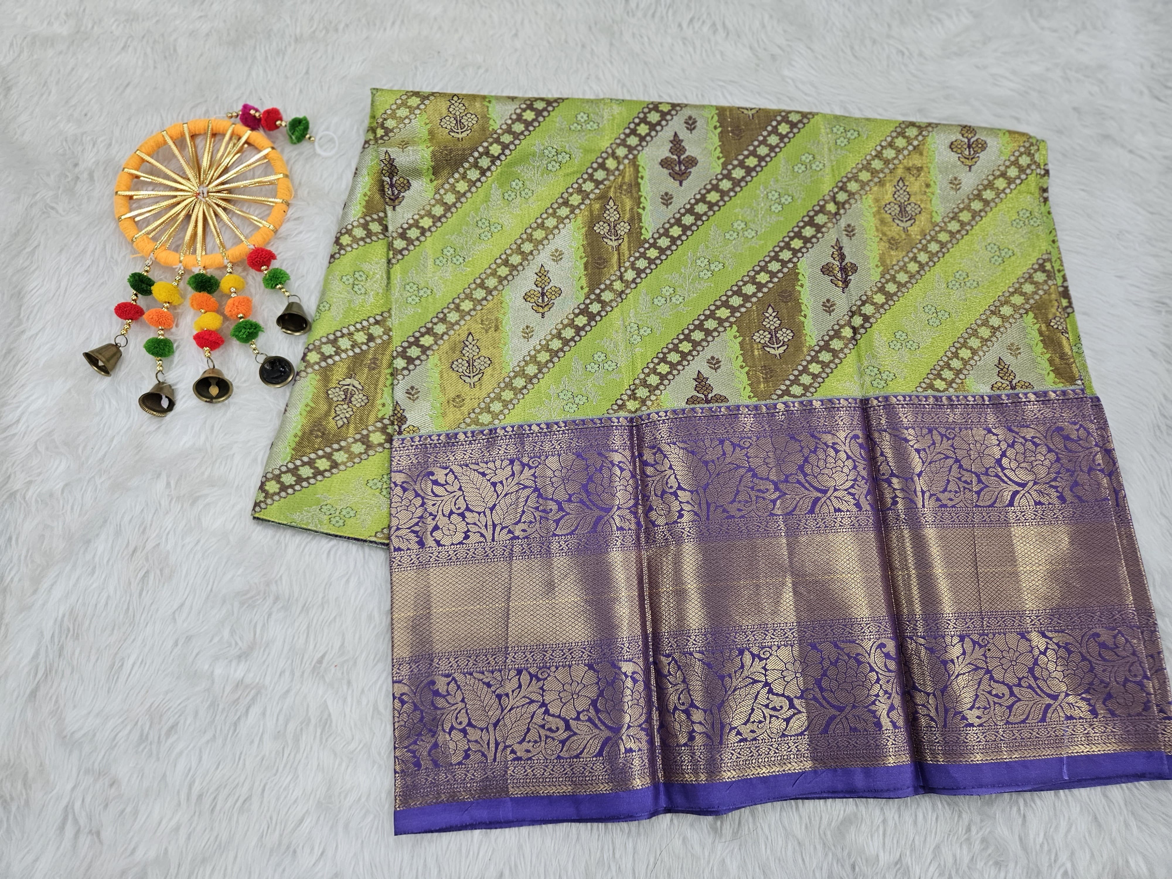 (5–10 Year) Lehenga – Unstitched (Blouse + Material)