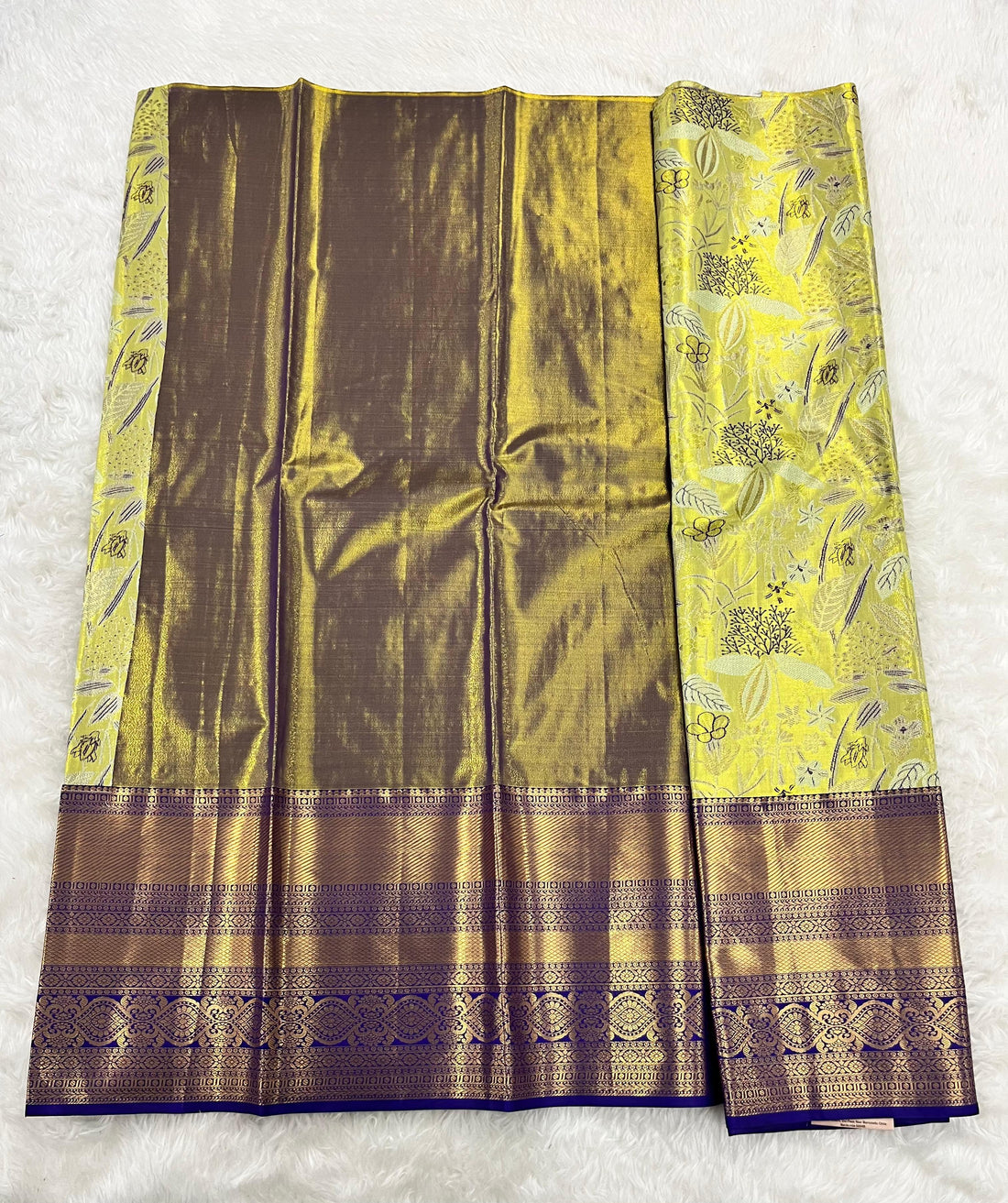 (5–10 Year) Lehenga – Unstitched (Blouse + Material)