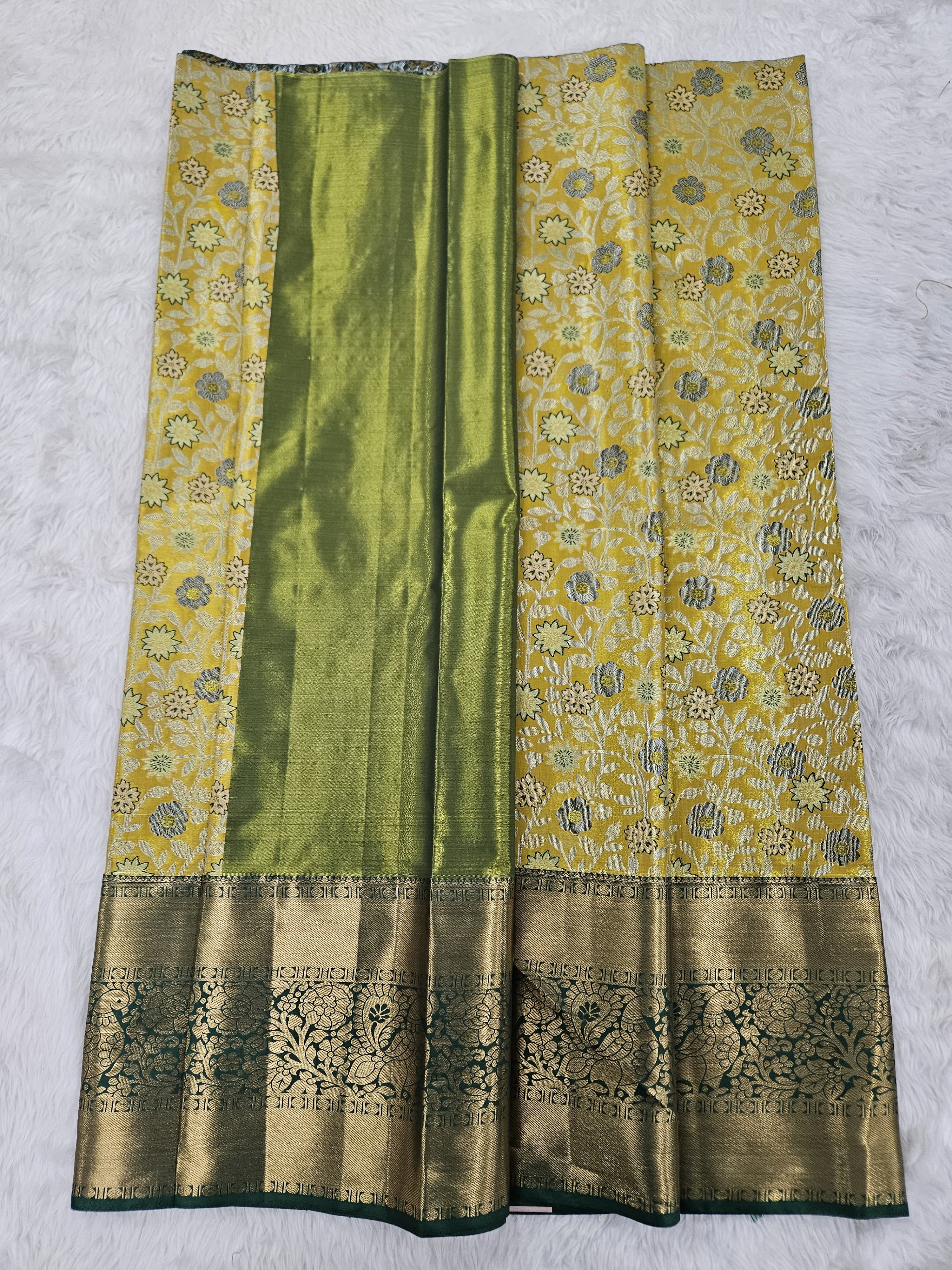 (5–10 Year) Lehenga – Unstitched (Blouse + Material)