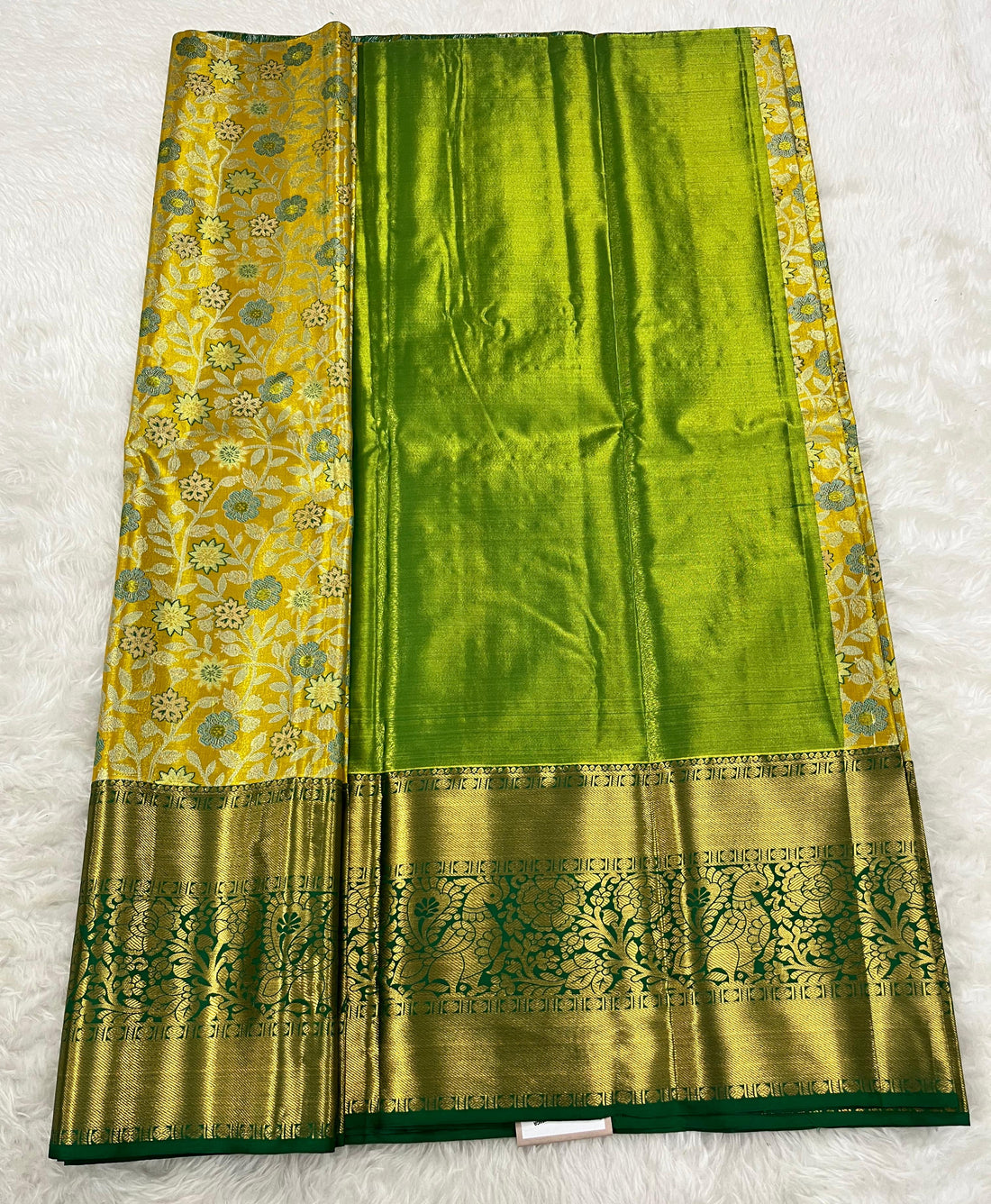 (5–10 Year) Lehenga – Unstitched (Blouse + Material)