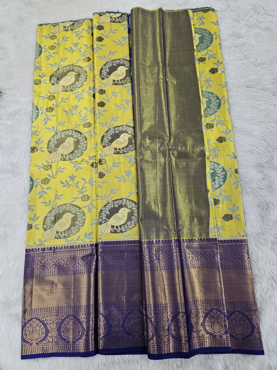 (5–10 Year) Lehenga – Unstitched (Blouse + Material)