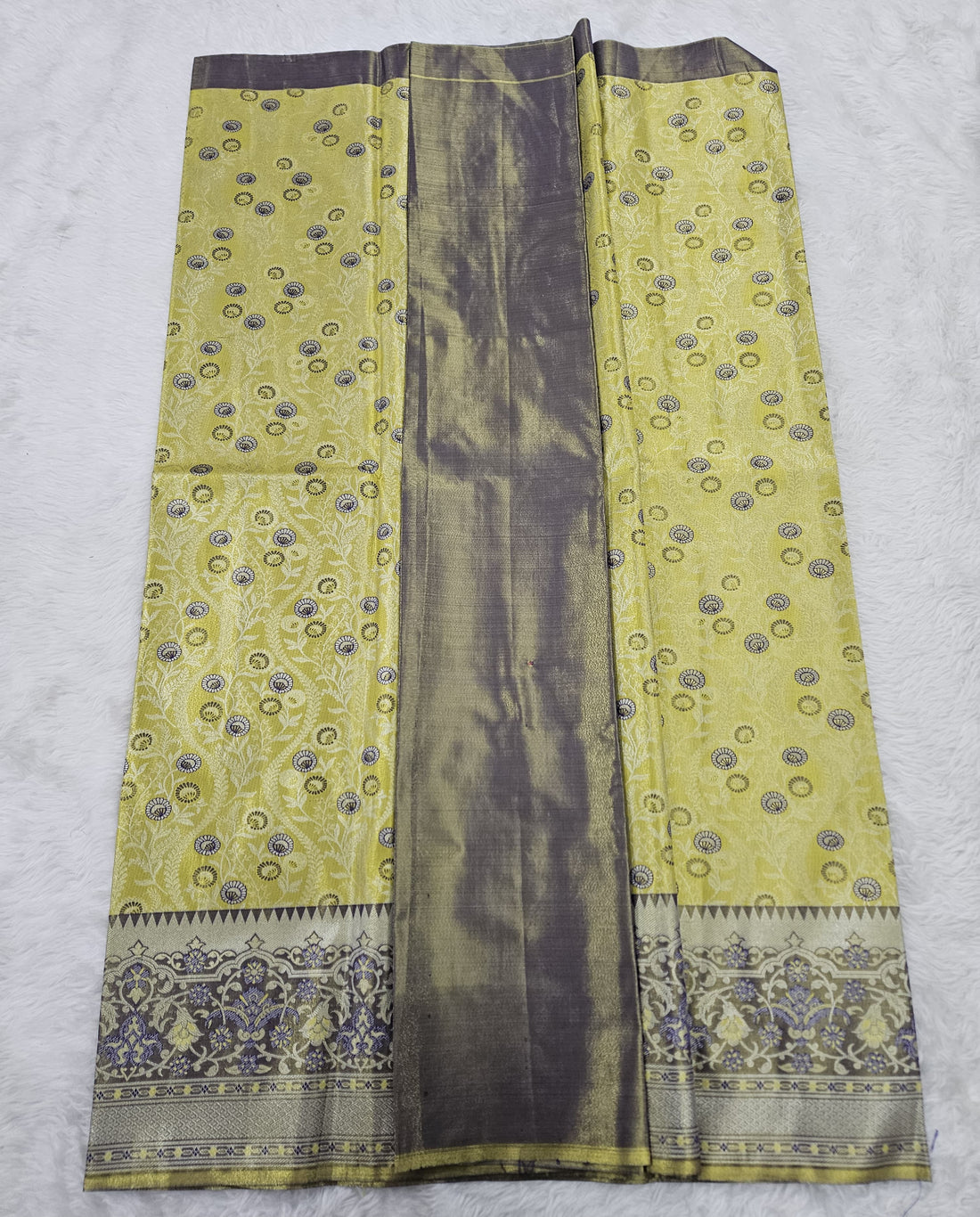 (10+ Year) Lehenga – Unstitched (Blouse + Material)