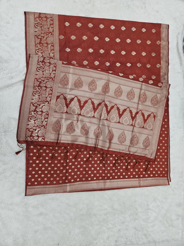 Banarasi saree