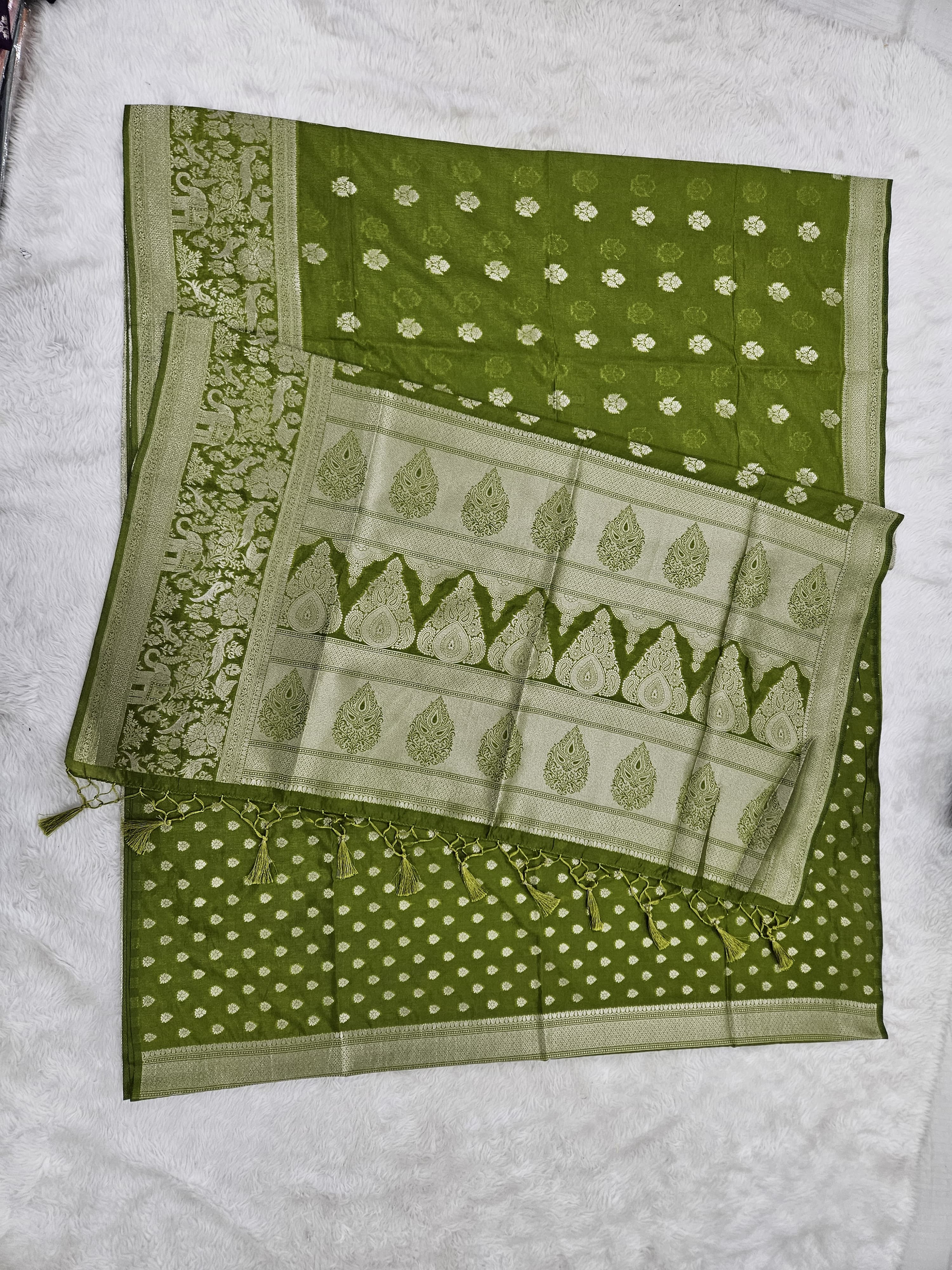 Banarasi saree