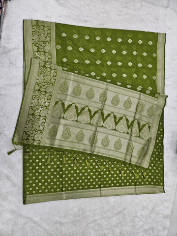 Banarasi saree