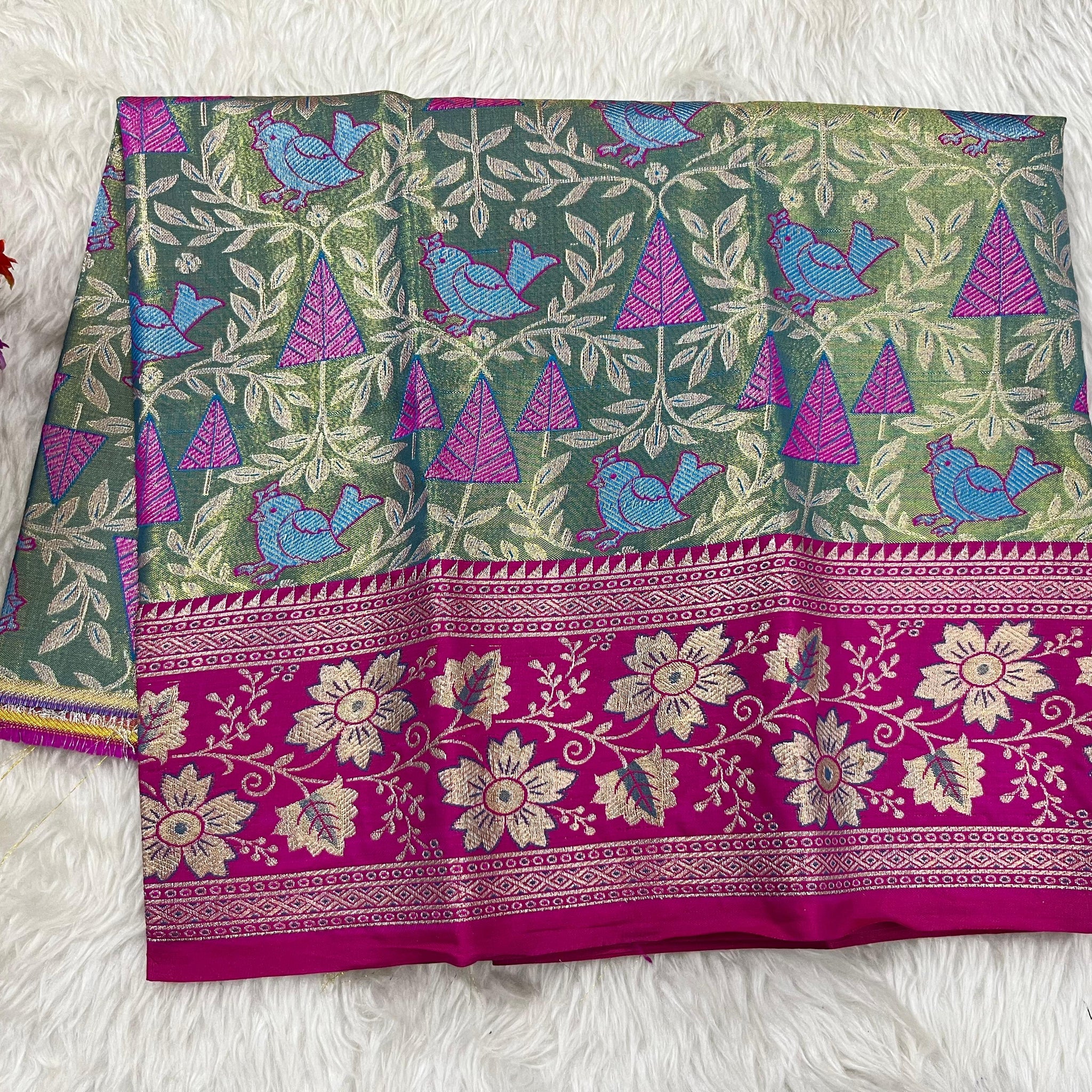 (0–1 Year) Lehenga – Unstitched (Blouse + Material)