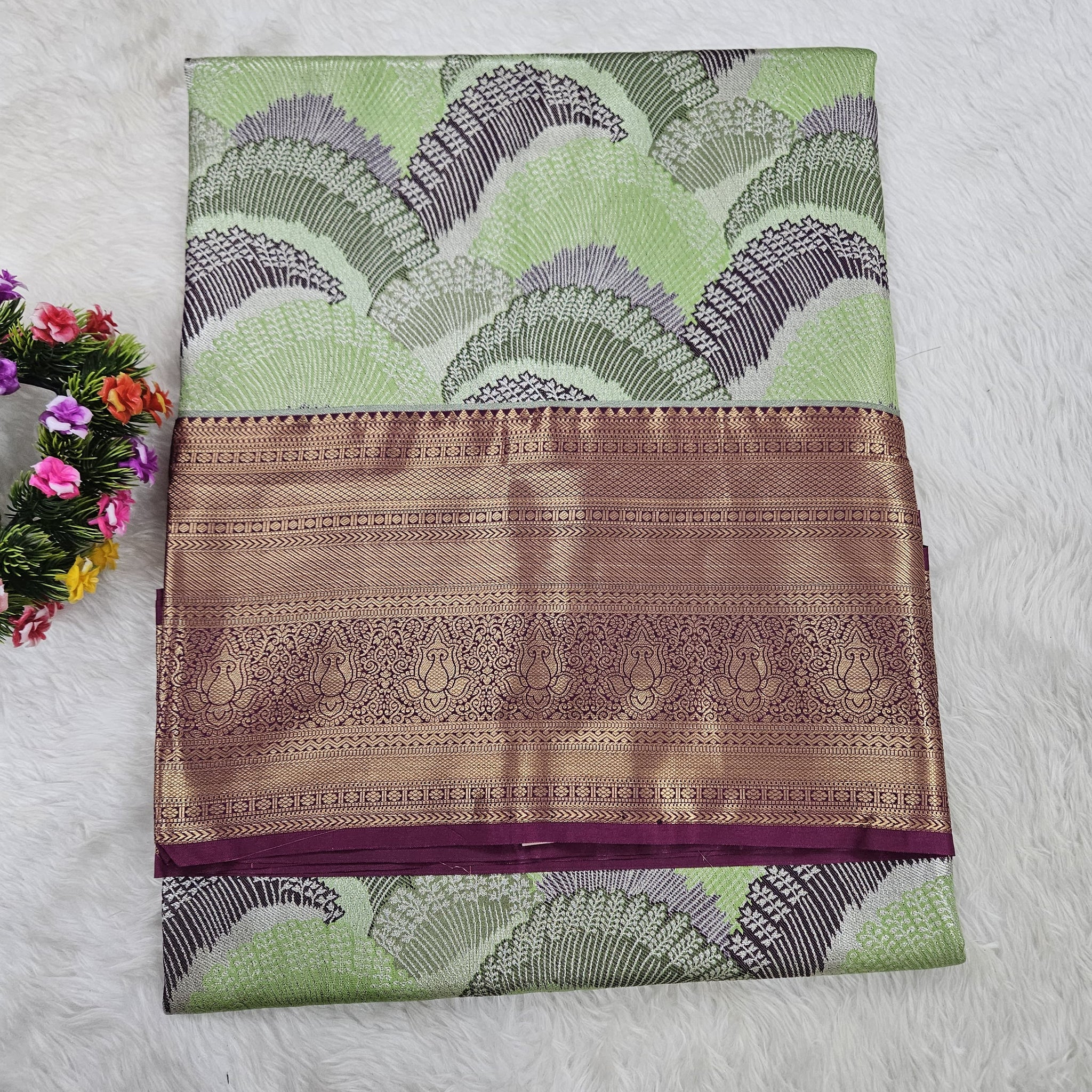 Semi kanchipattu saree