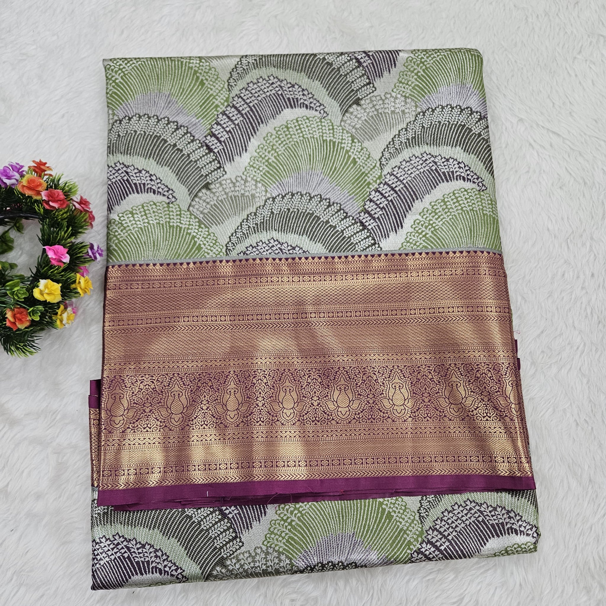 Semi kanchipattu saree