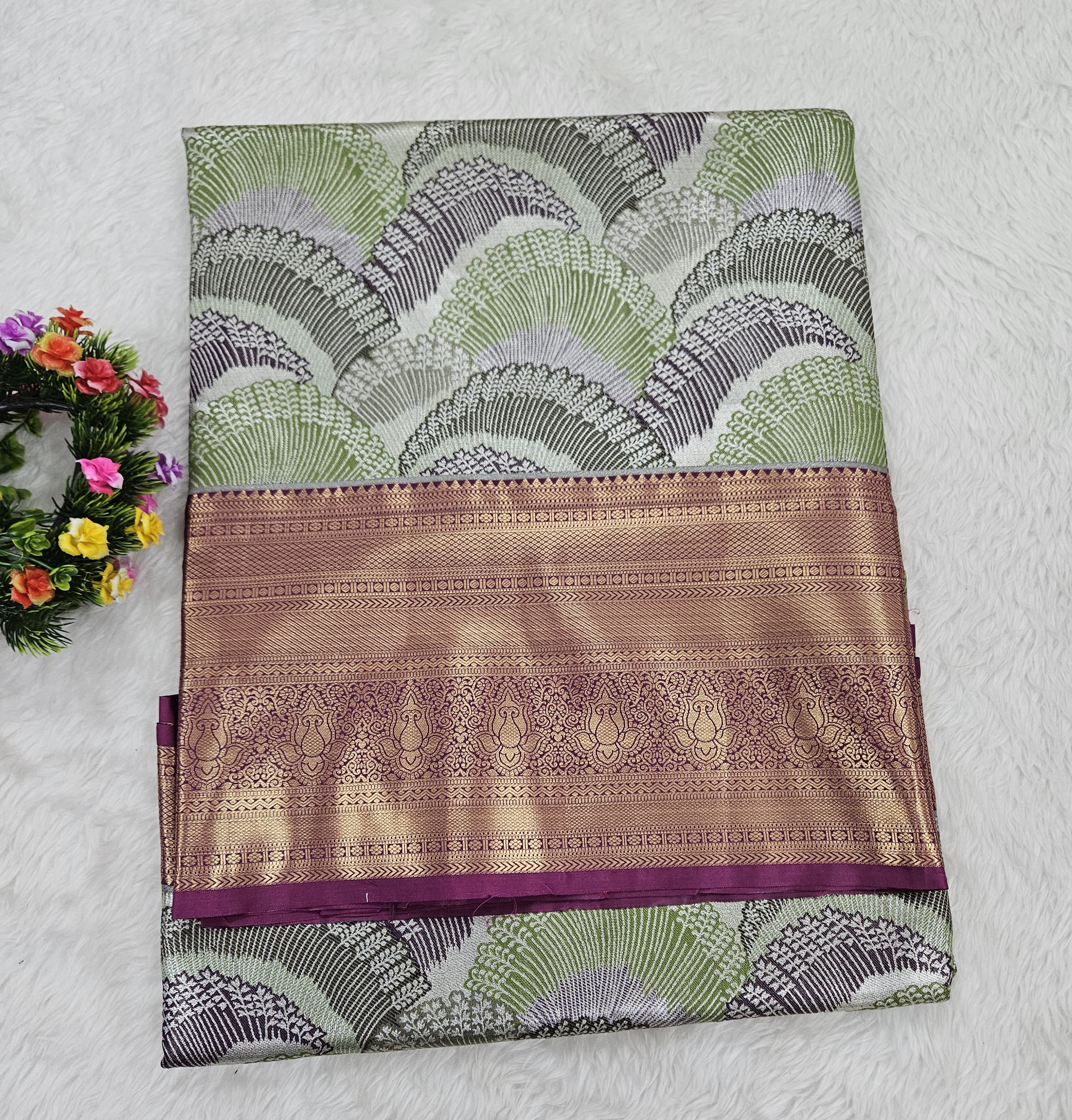 Semi kanchipattu saree