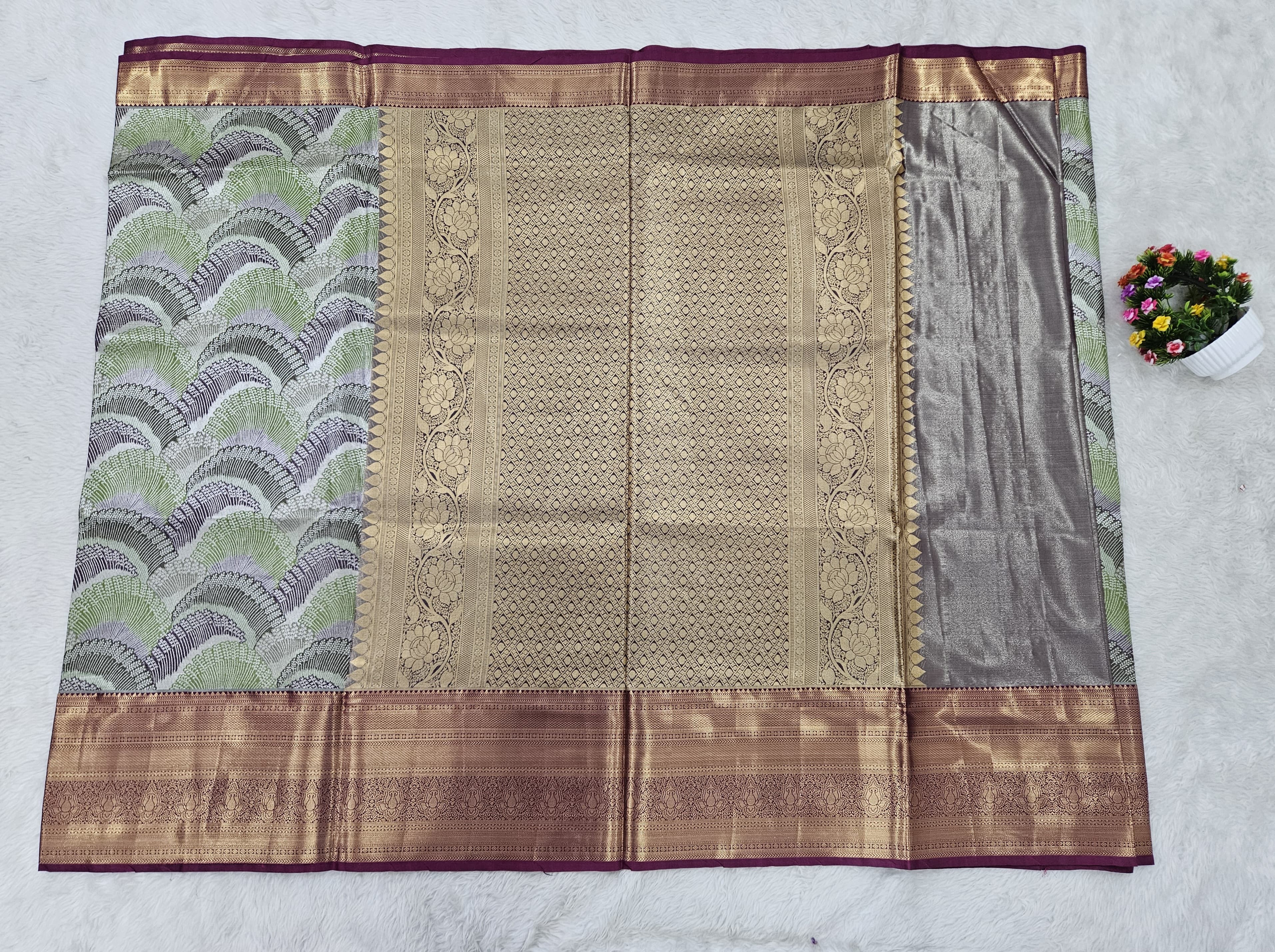 Semi kanchipattu saree