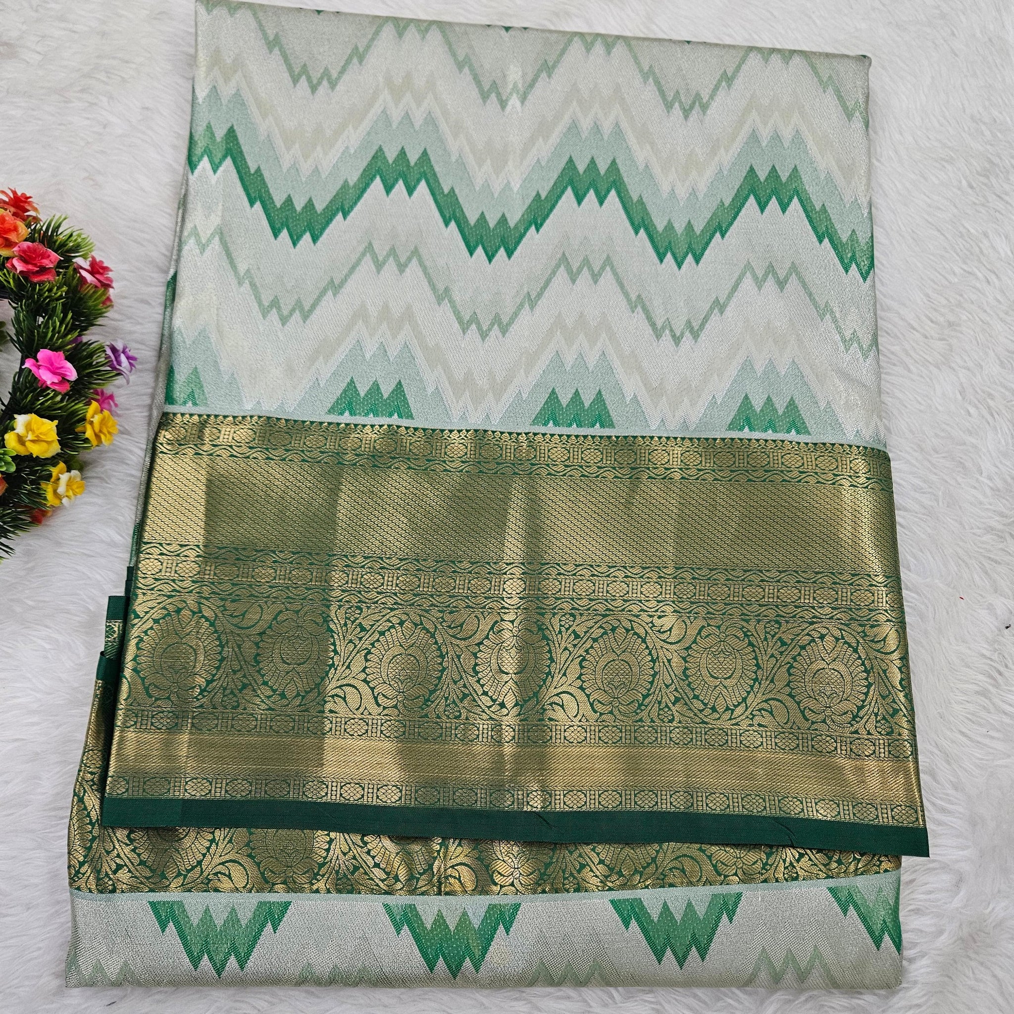 Semi kanchipattu saree
