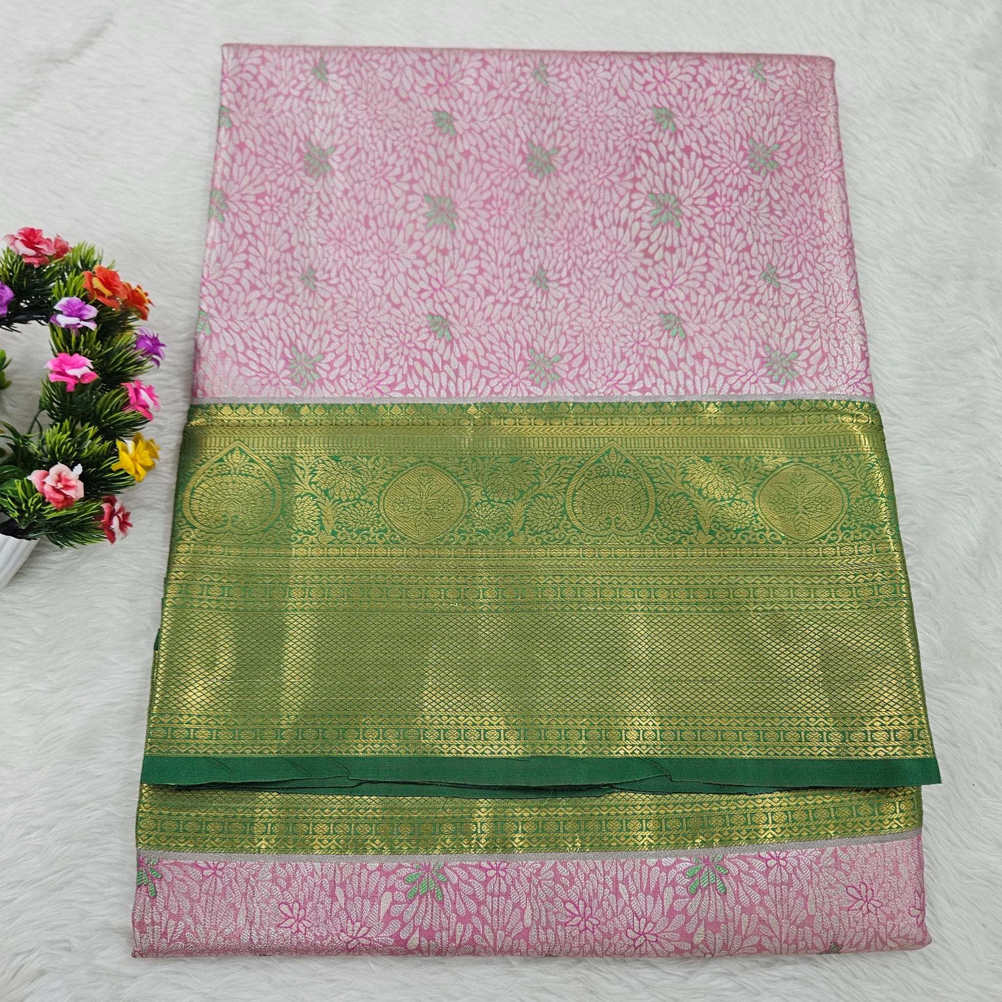Semi kanchipattu saree