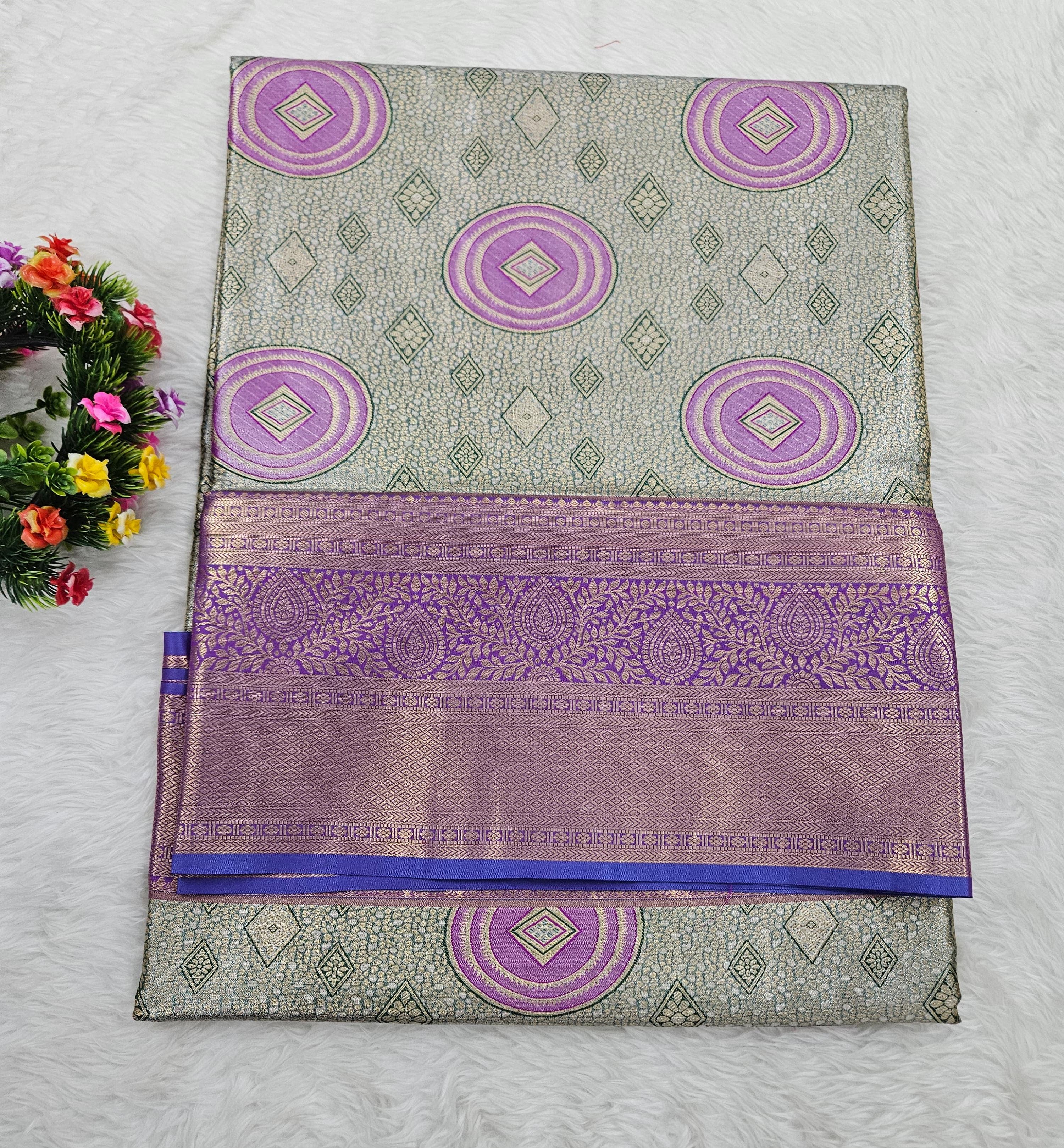 Semi kanchipattu saree