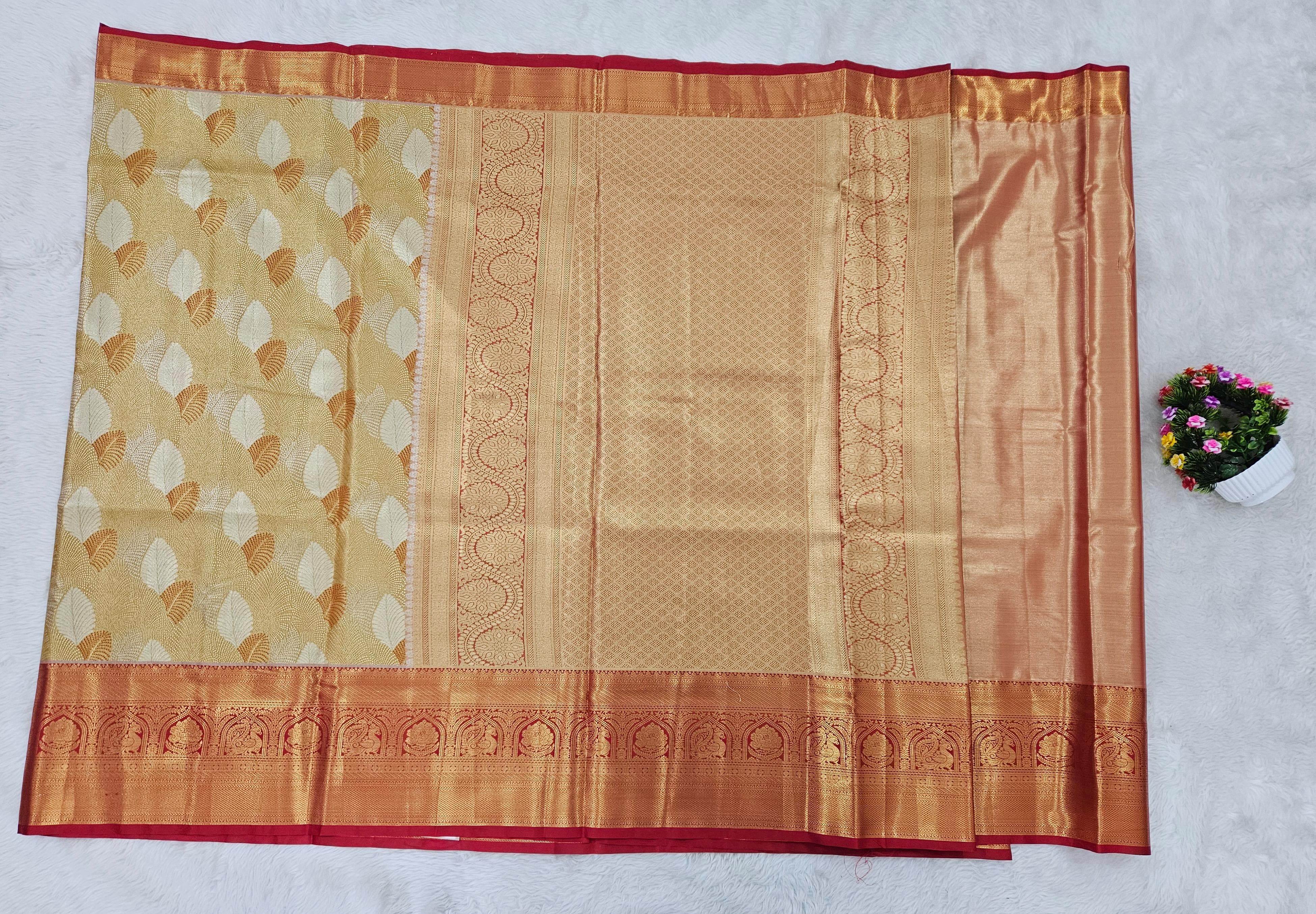 Semi kanchipattu saree