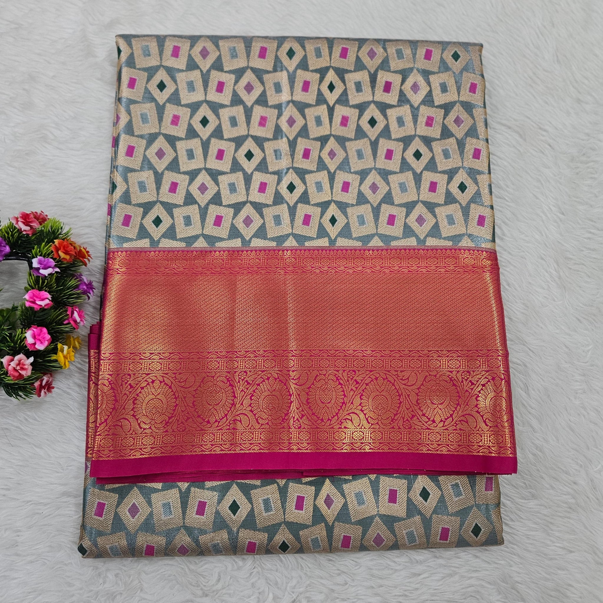 Semi kanchipattu saree
