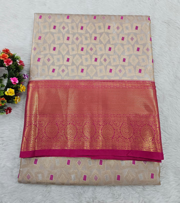 Semi kanchipattu saree