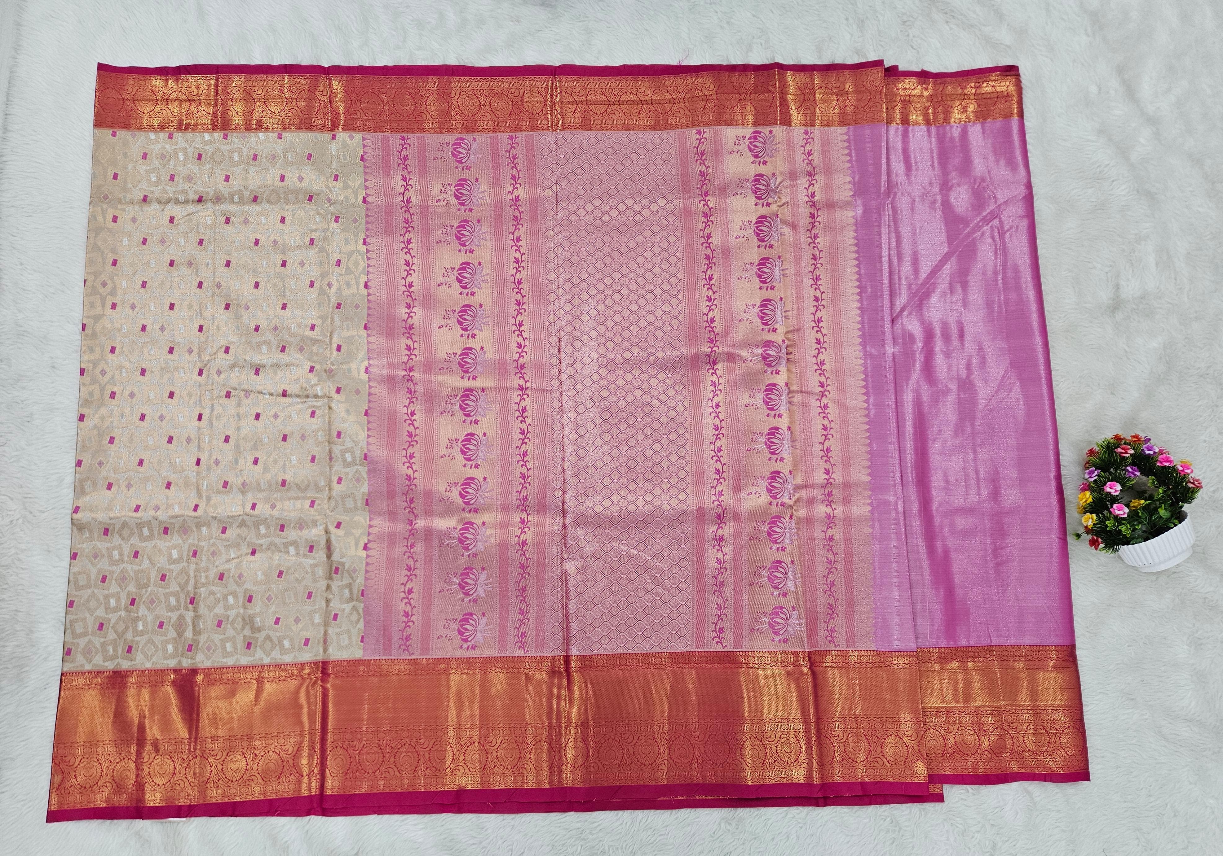 Semi kanchipattu saree