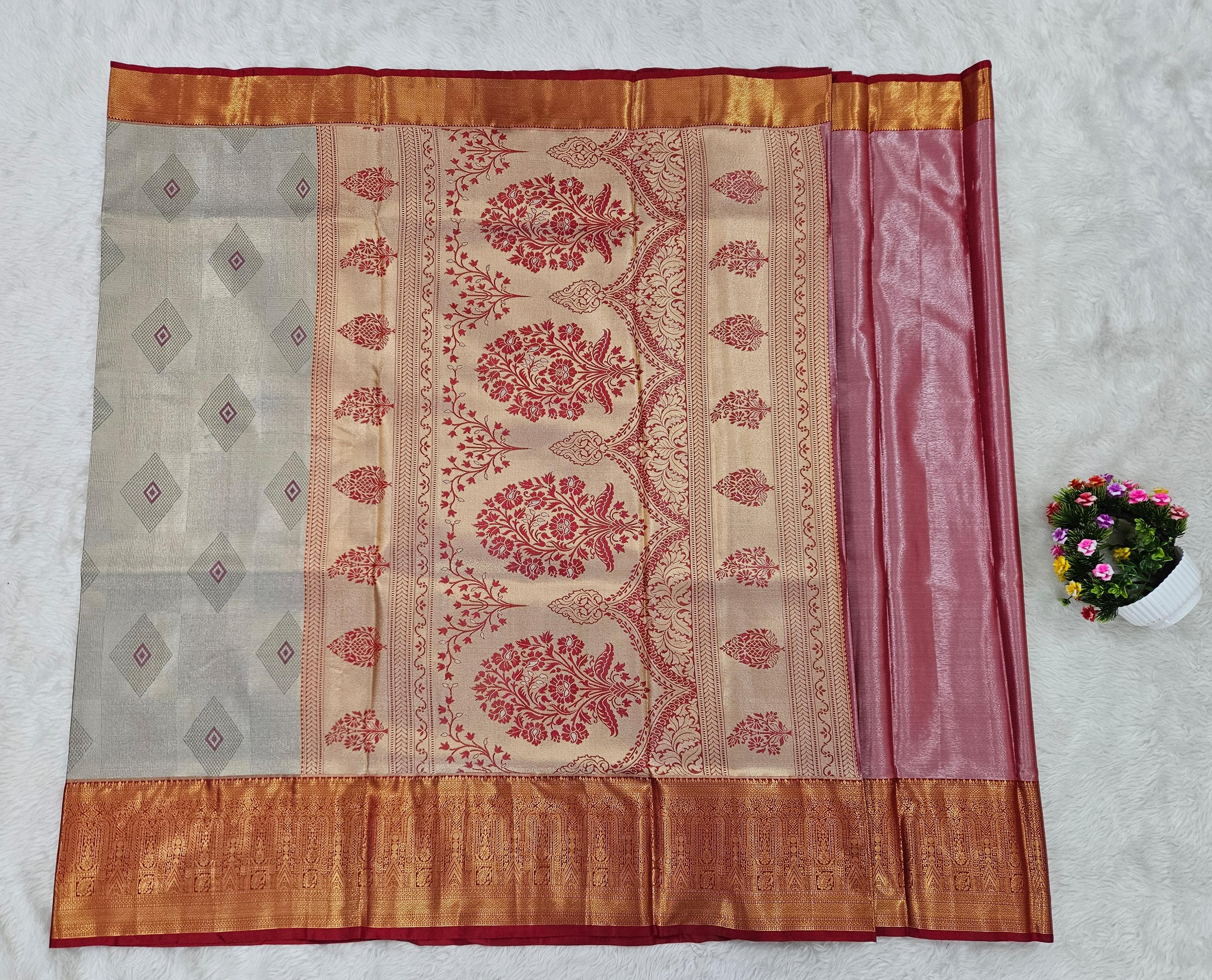 Semi kanchipattu saree