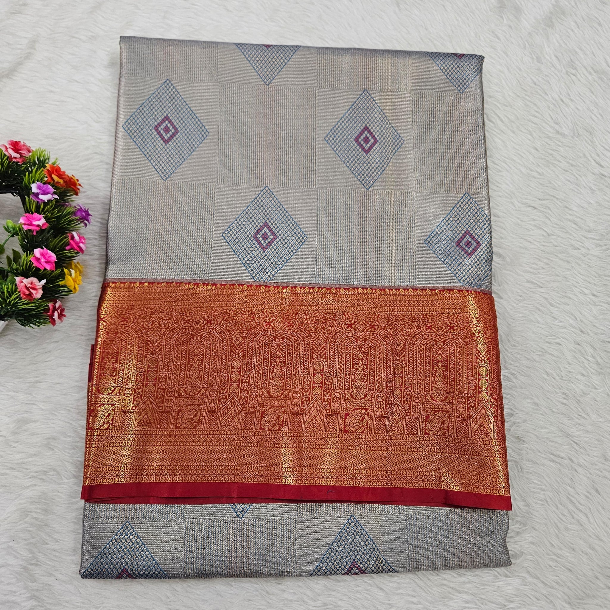 Semi kanchipattu saree