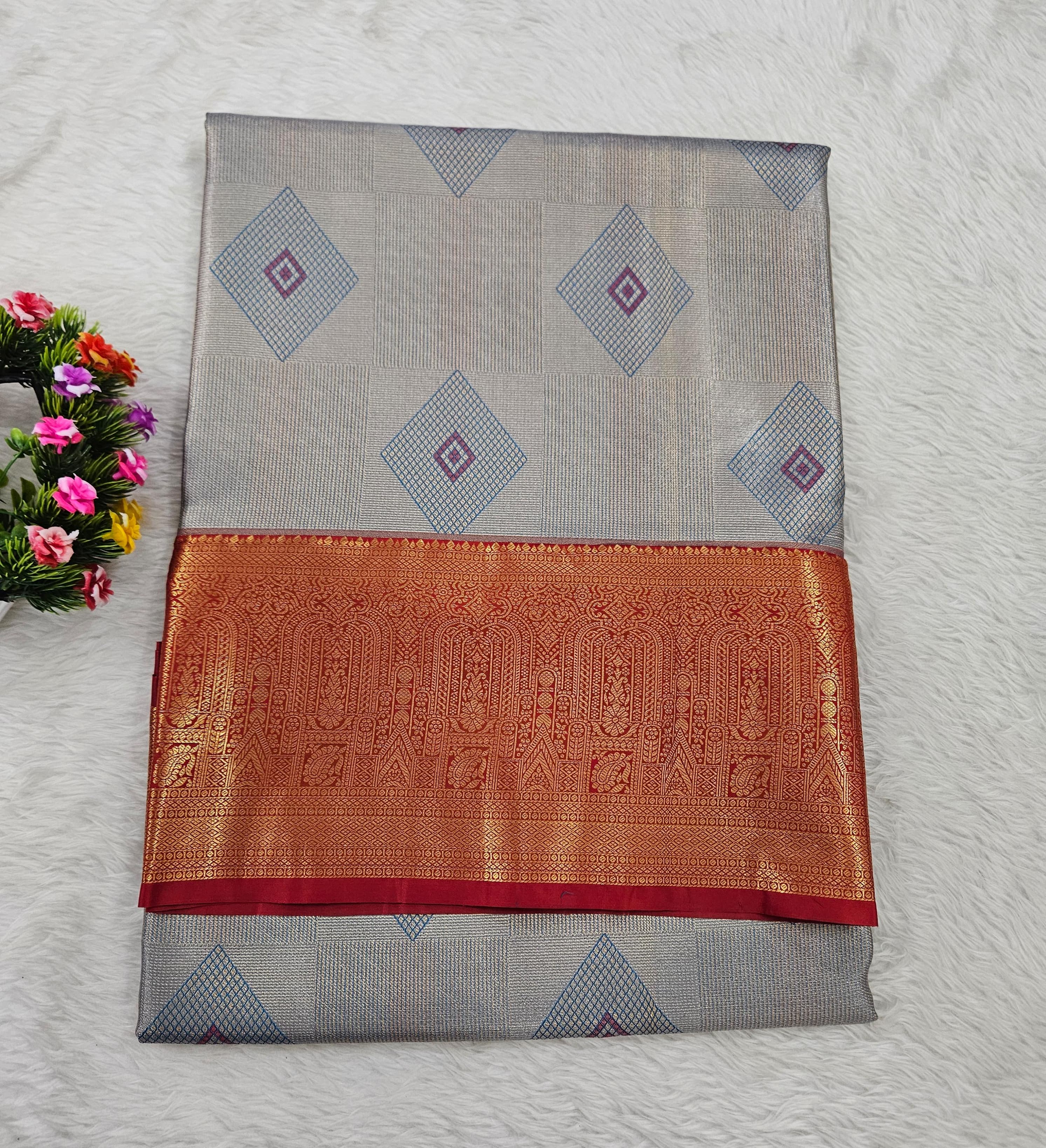 Semi kanchipattu saree