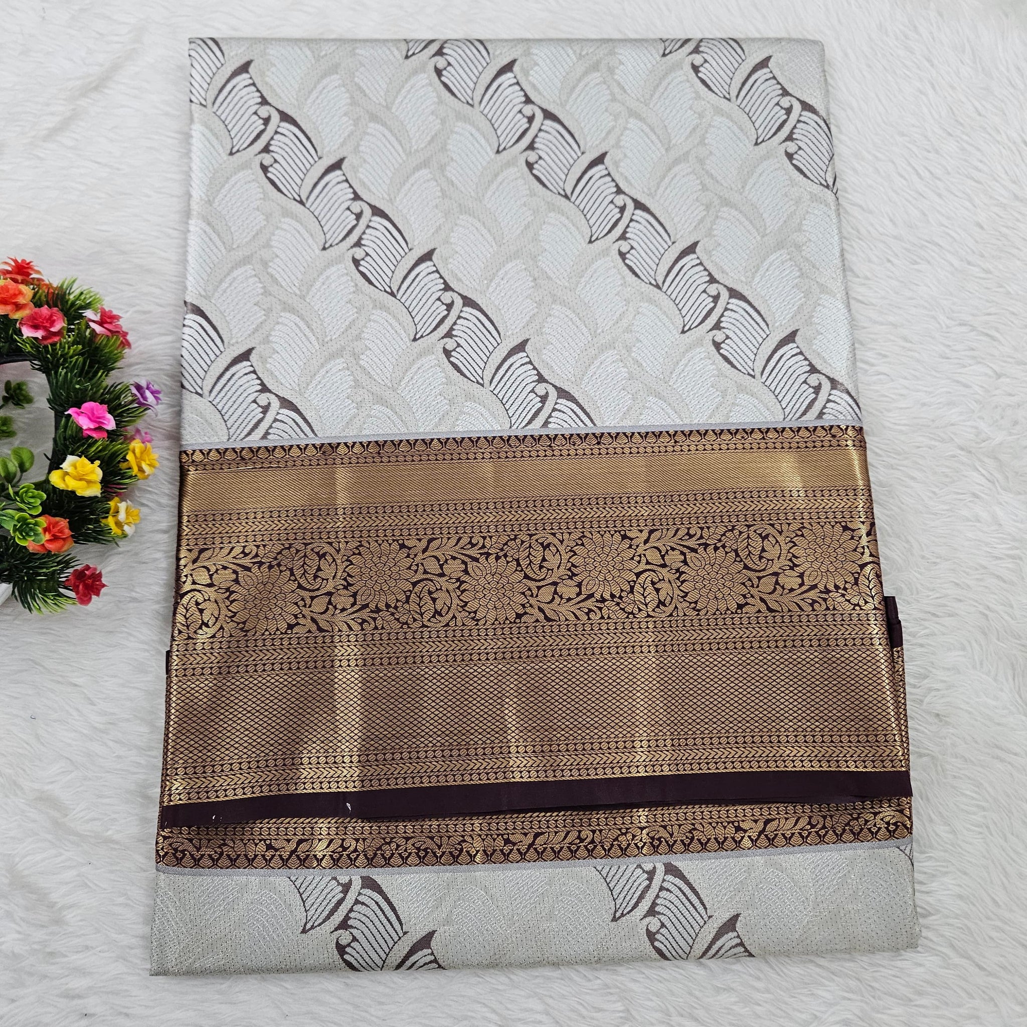 Semi kanchipattu saree