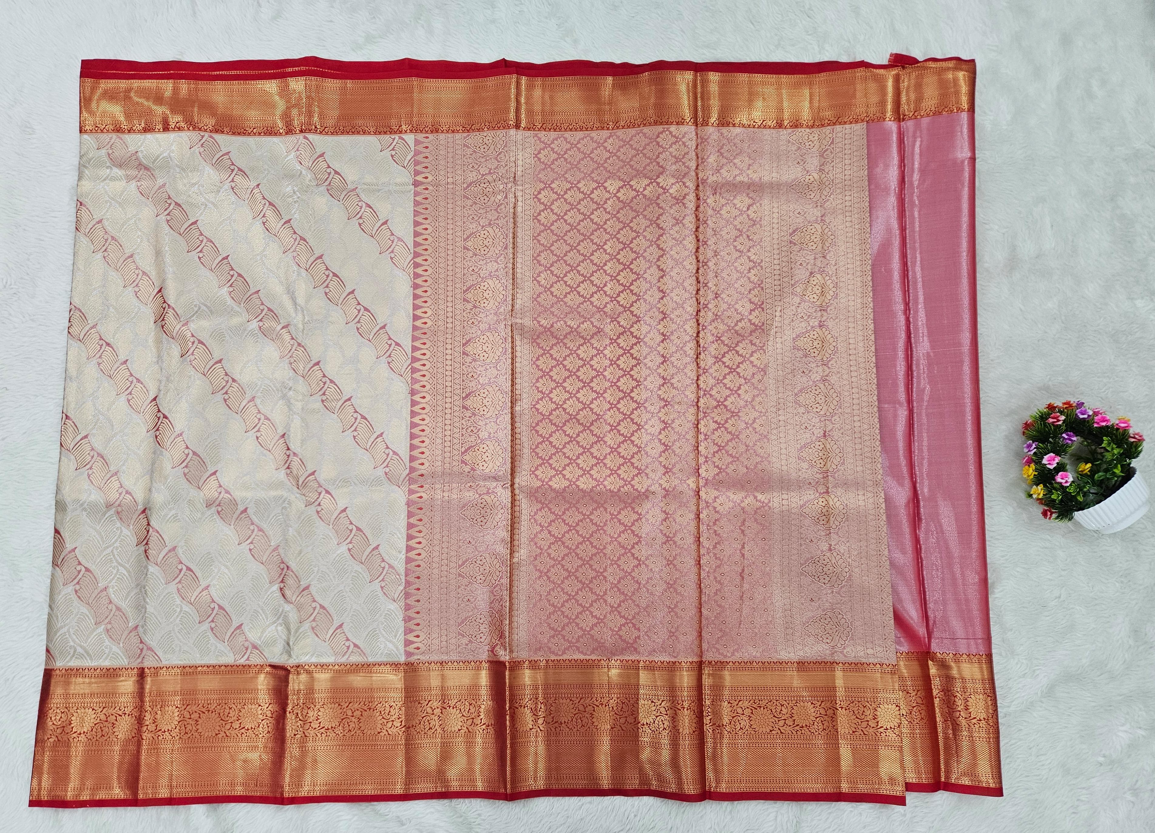 Semi kanchipattu saree