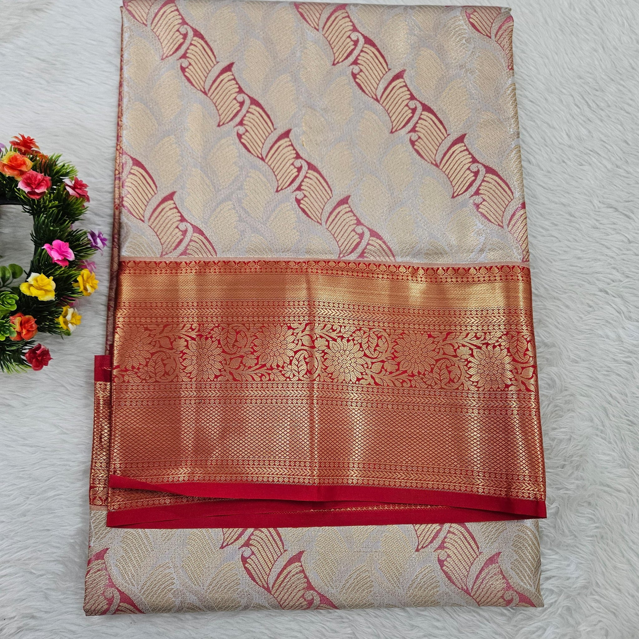 Semi kanchipattu saree