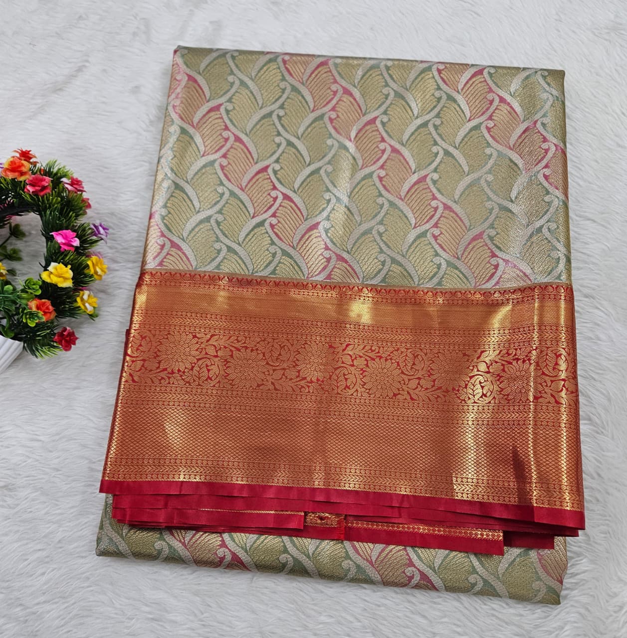 Semi kanchipattu saree