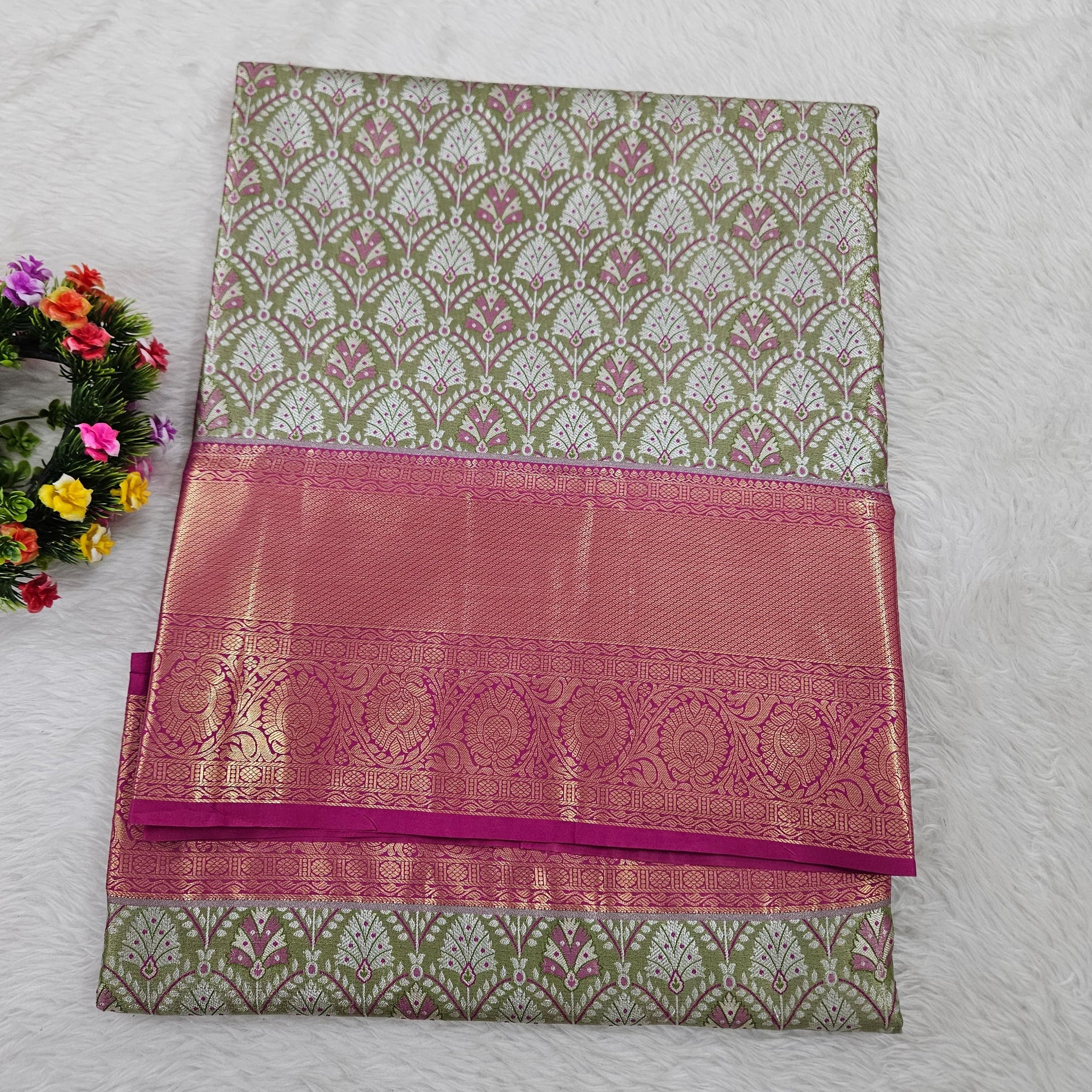 Semi kanchipattu saree