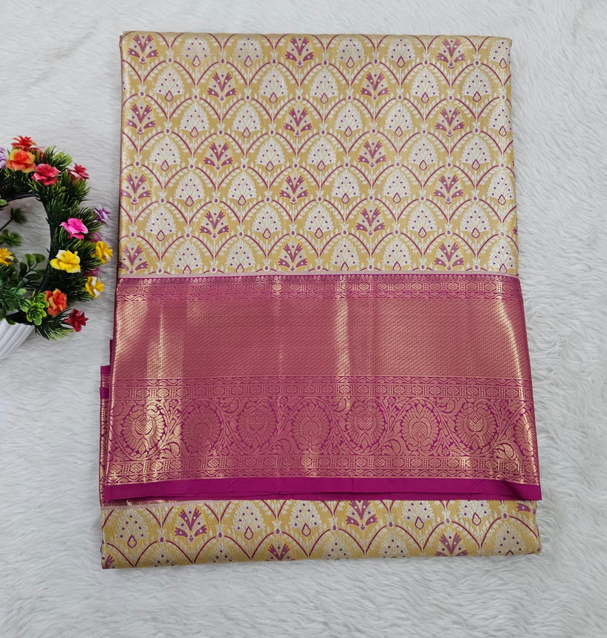 Semi kanchipattu saree