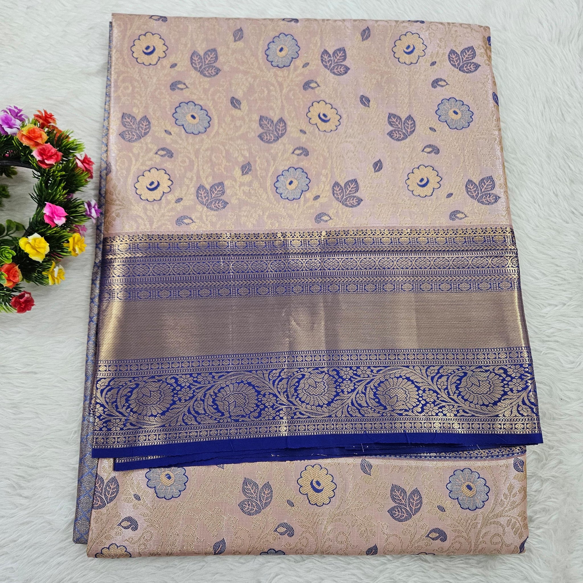 Semi kanchipattu saree