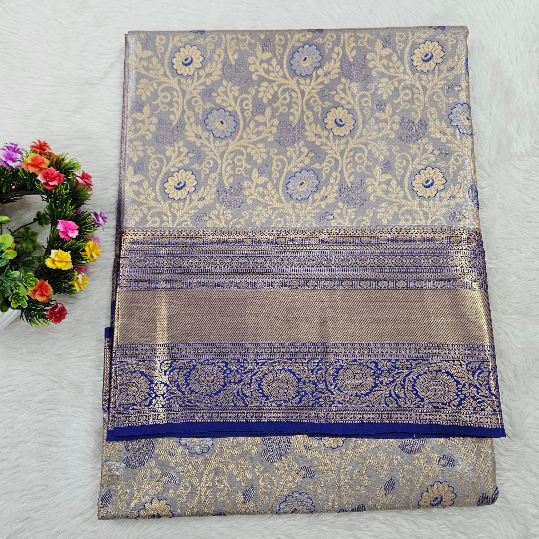 Semi kanchipattu saree